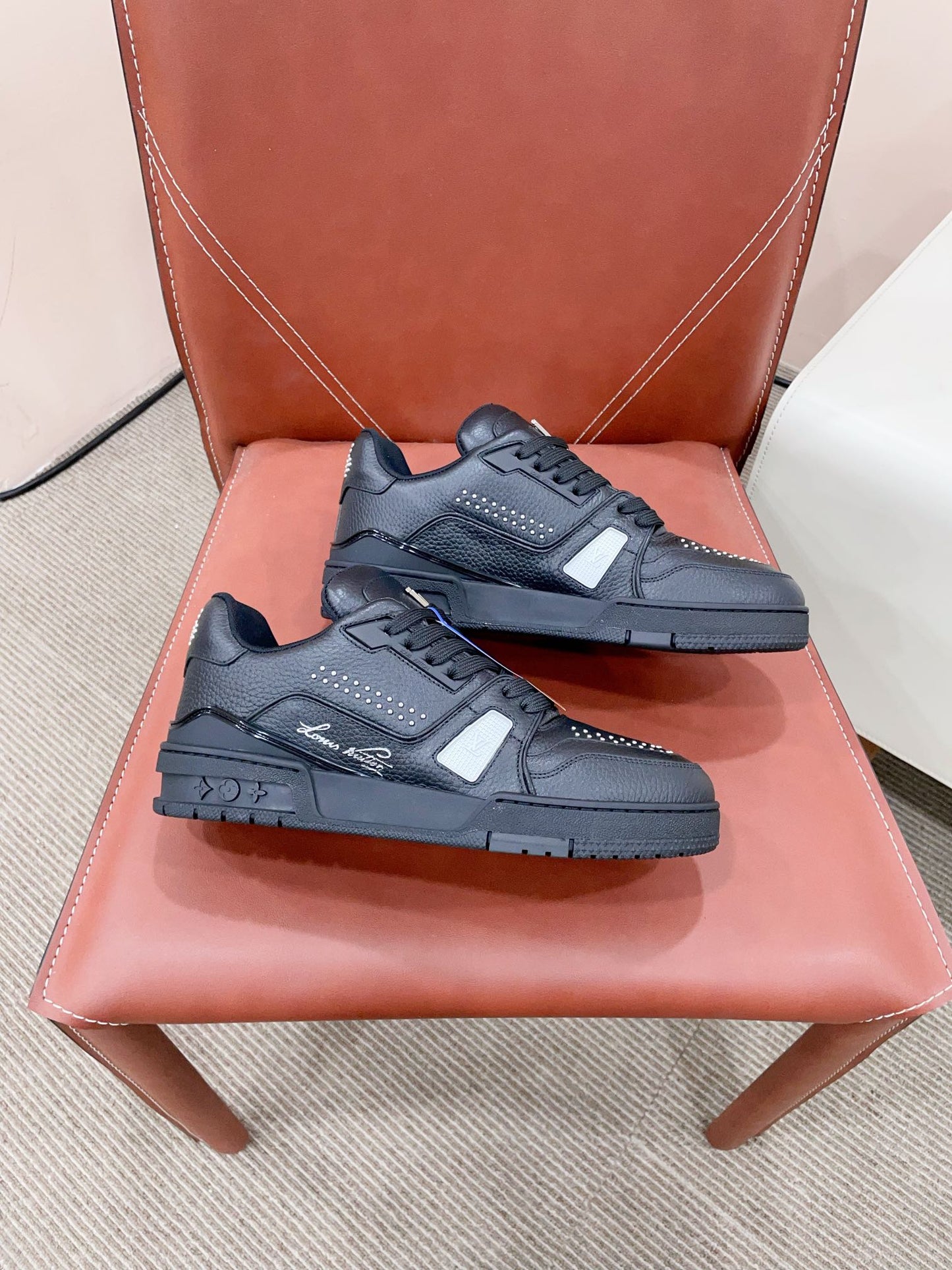 TRAINER SNEAKER IN BLACK CALFSKIN - 35