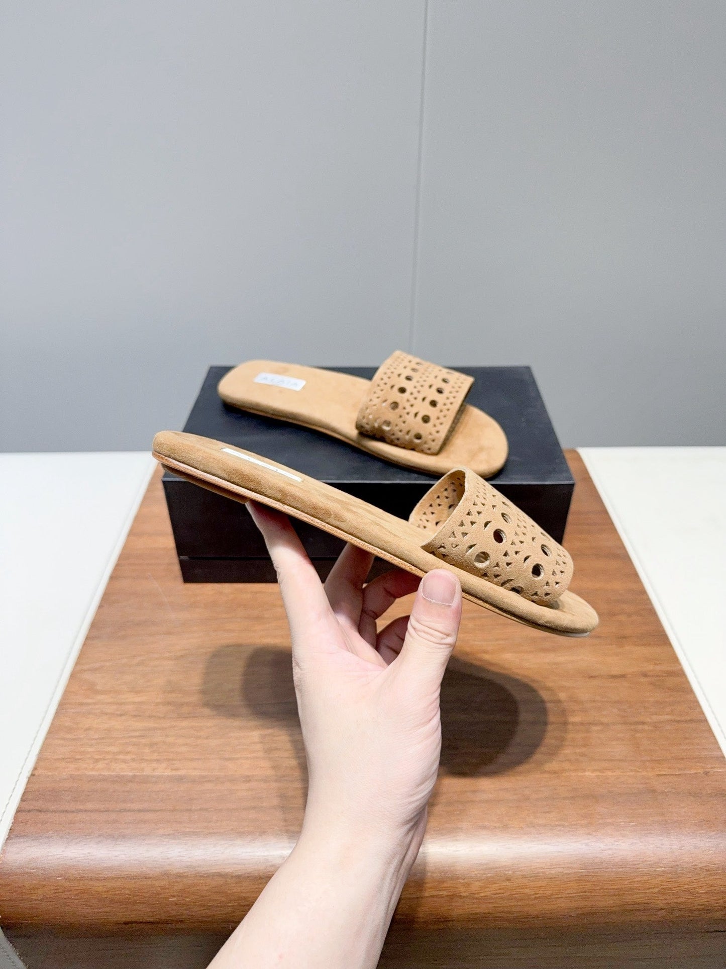 ALAIA FLAT SANDALS WITH PERFORATED STRAPS 25S IN BEIGE SUEDE - 35