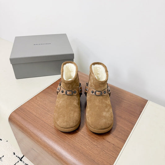BALENCIAGA 25S ALASKA ANKLE BOOTS IN LIGHT BROWN SUEDE AND LAMBSKIN - 35