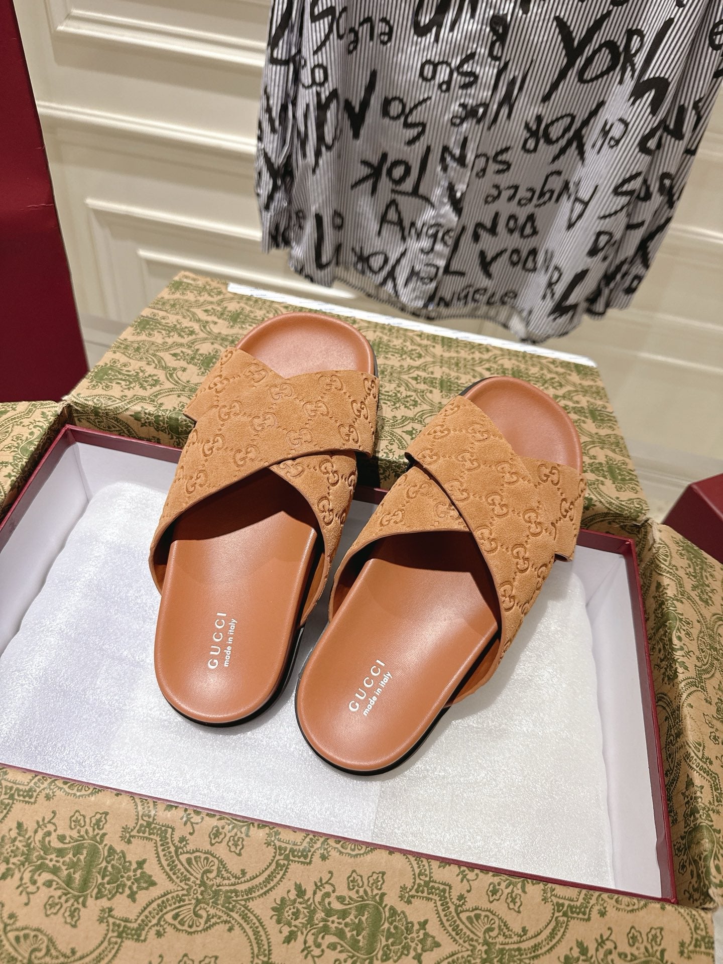 GG SLIDES IN BURNT ORANGE SUEDE WITH EMBOSSED LOGO STYLE 11 - 36