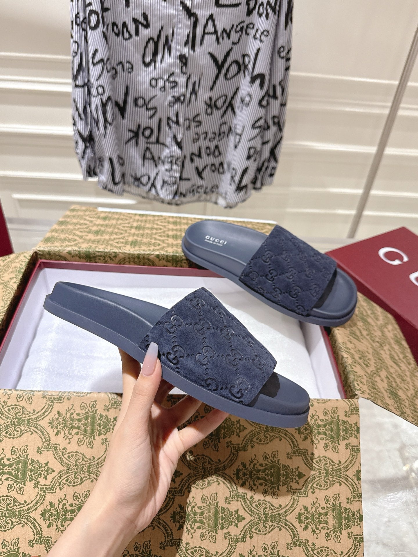 GG SLIDES IN NAVY BLUE SUEDE WITH EMBOSSED LOGO STYLE 4 - 36