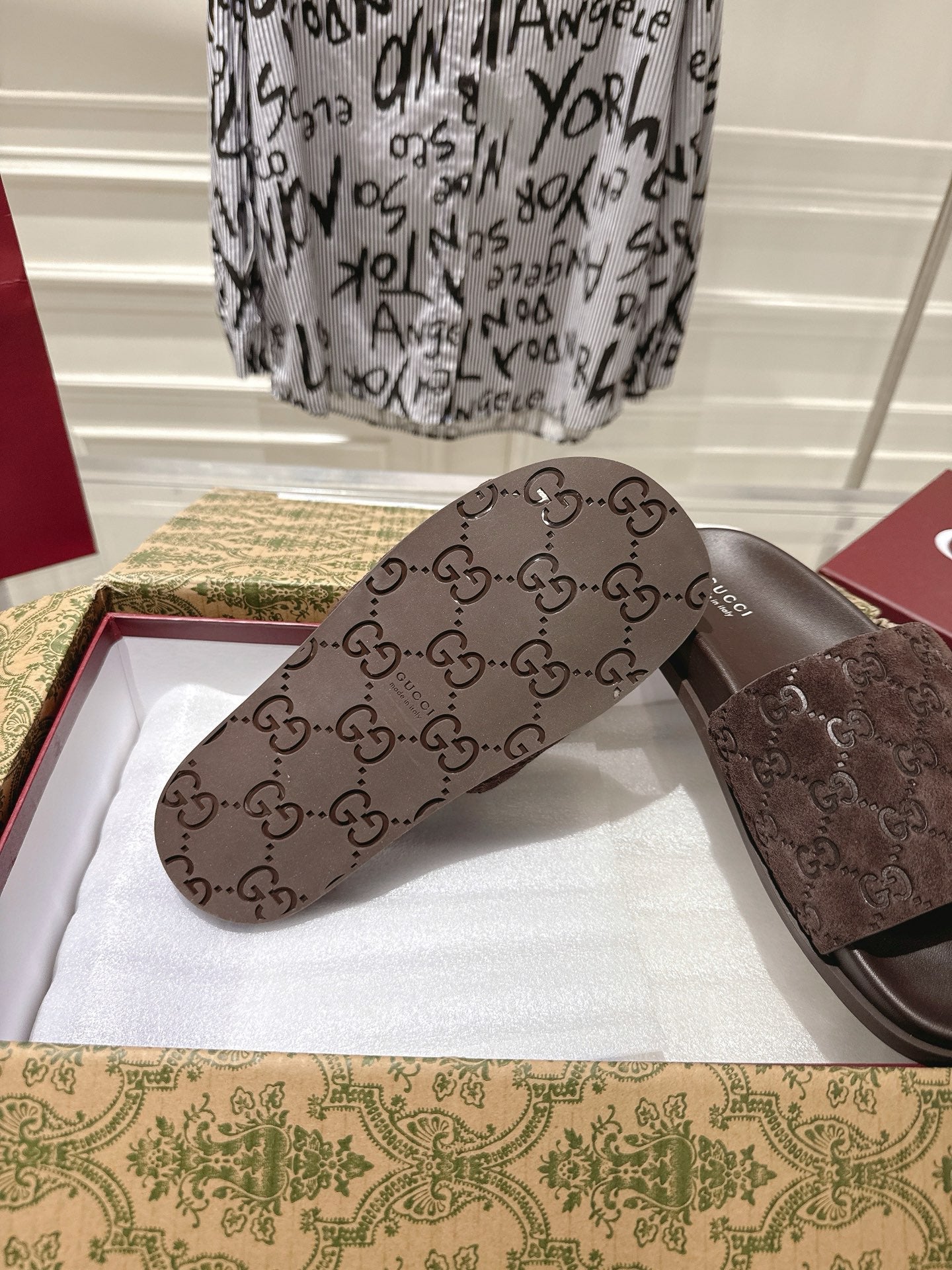 GG SLIDES IN DARK BROWN SUEDE WITH EMBOSSED LOGO STYLE 1 - 36