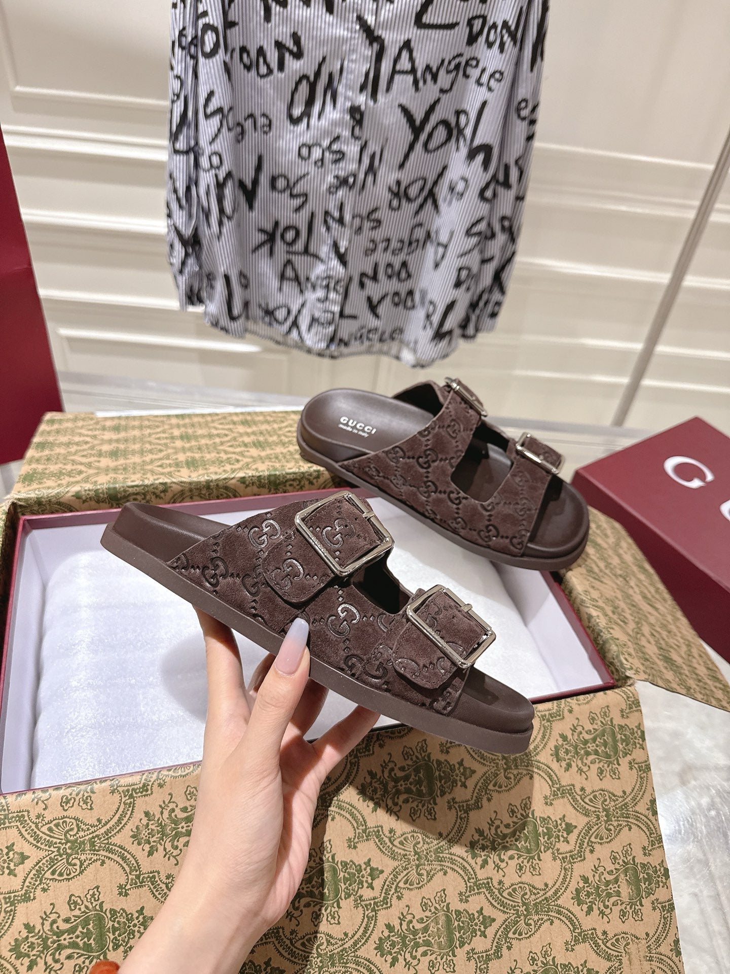 SANDALS IN NAVY BROWN SUEDE EMBOSSED LOGO SILVER HARDWARE - 36
