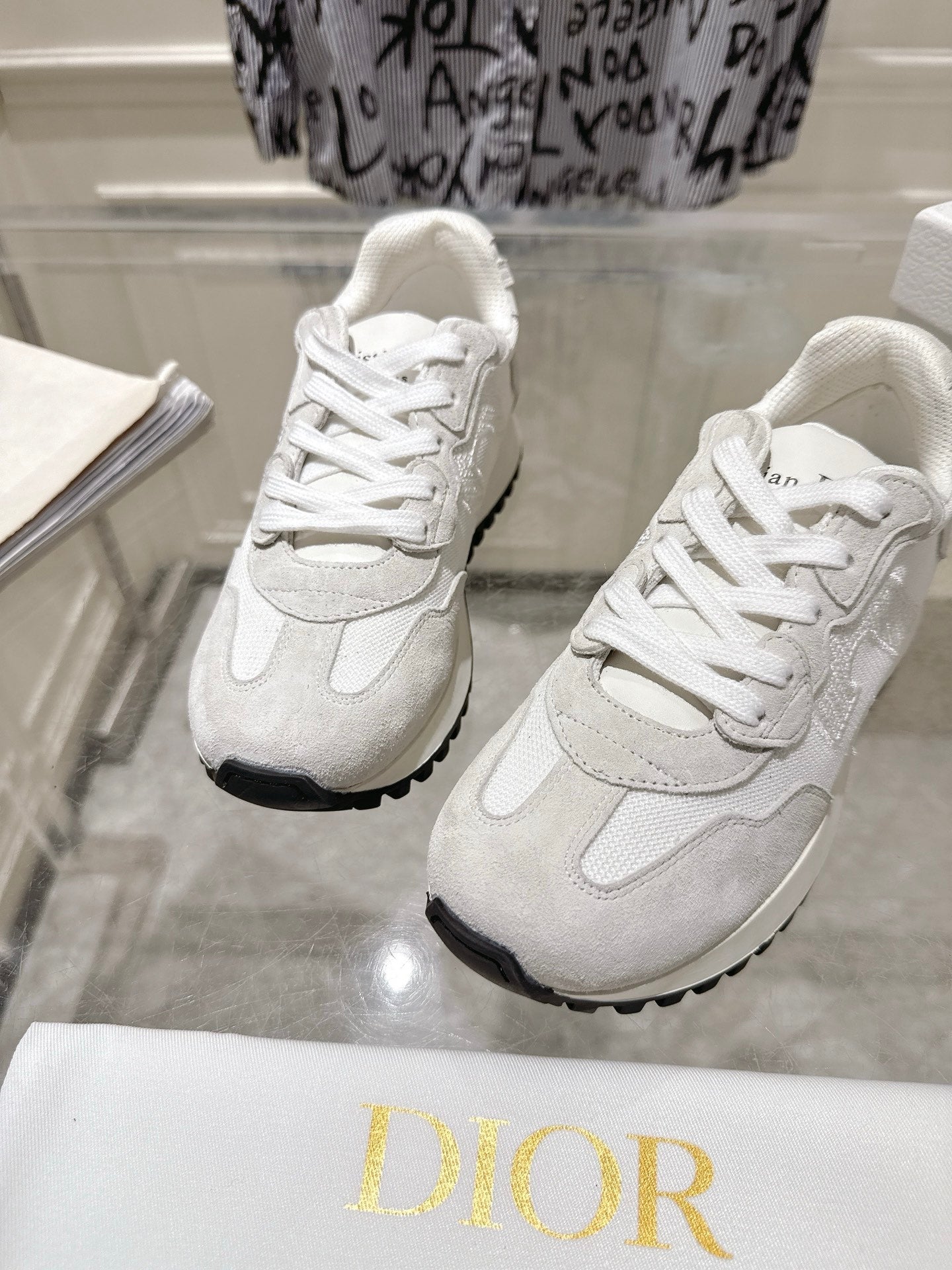 DIOR 25S C'EST DIOR SNEAKER IN WHITE LIGHT GRAY CALFSKIN AND SUEDE - 35