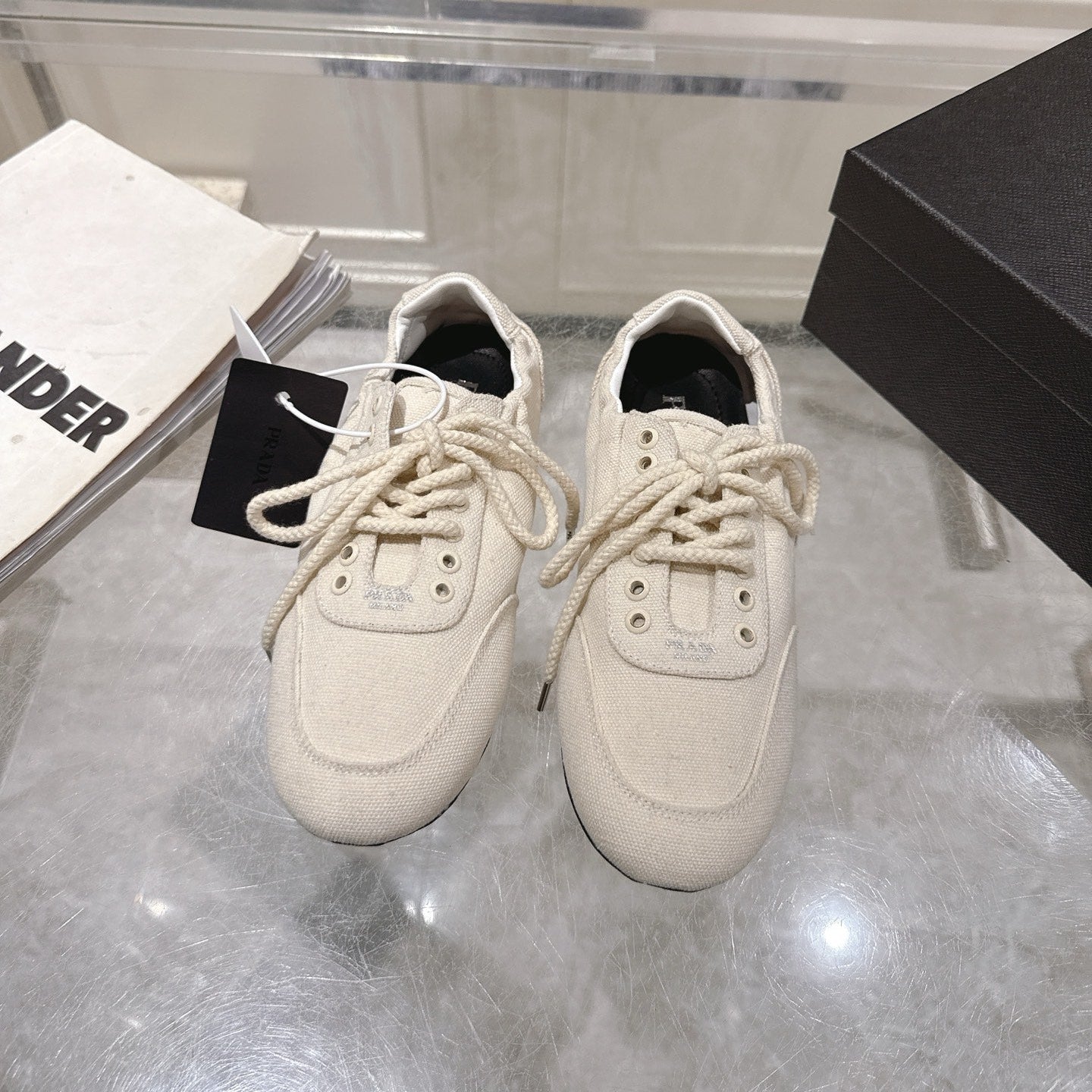 КРОСІВКИ PRADA 26S COLLAPSE З БІЛОГО ПОЛОТНА