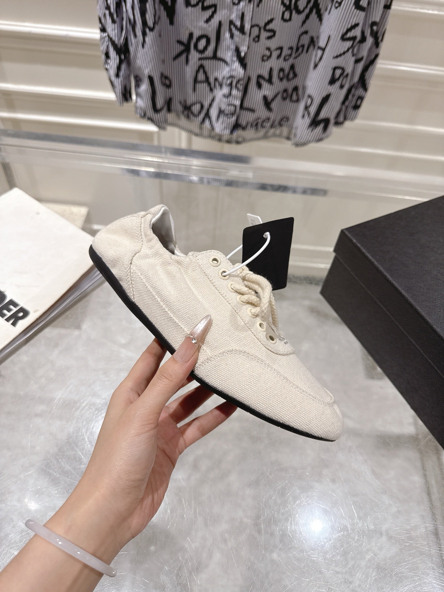 КРОСІВКИ PRADA 26S COLLAPSE З БІЛОГО ПОЛОТНА