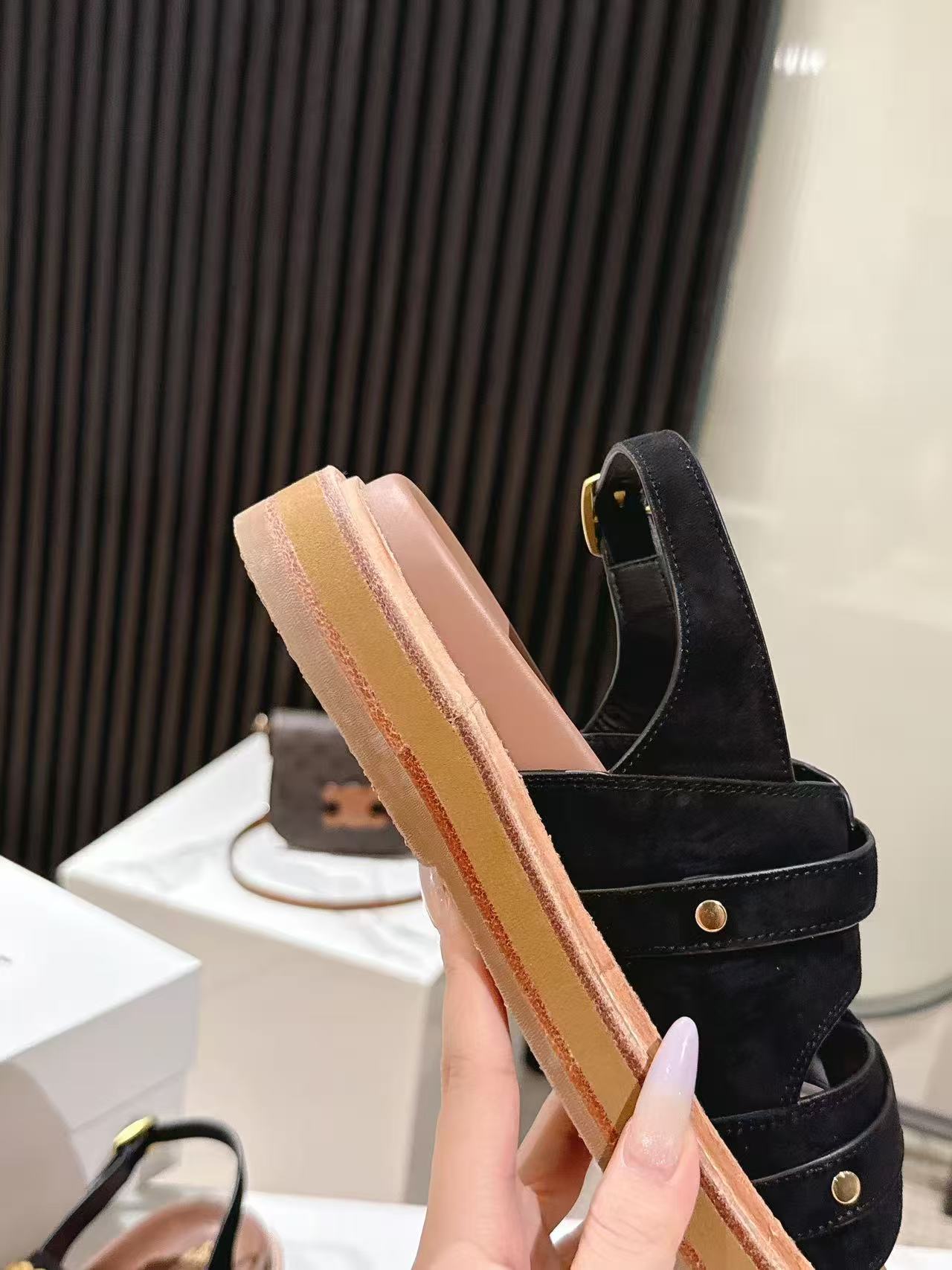CELINE 25S TIPPI TRIOMPHE SANDAL IN BLACK CALFSKIN SUEDE - 35