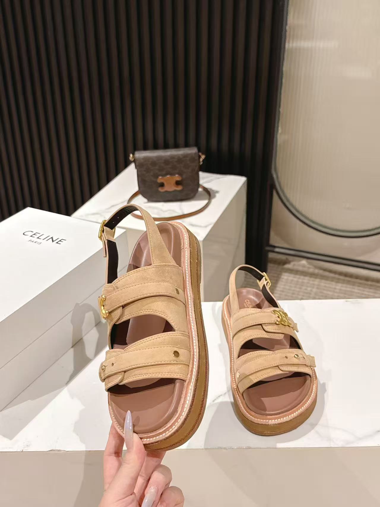 CELINE 25S TIPPI TRIOMPHE SANDAL IN LIGHT BROWN CALFSKIN SUEDE - 35