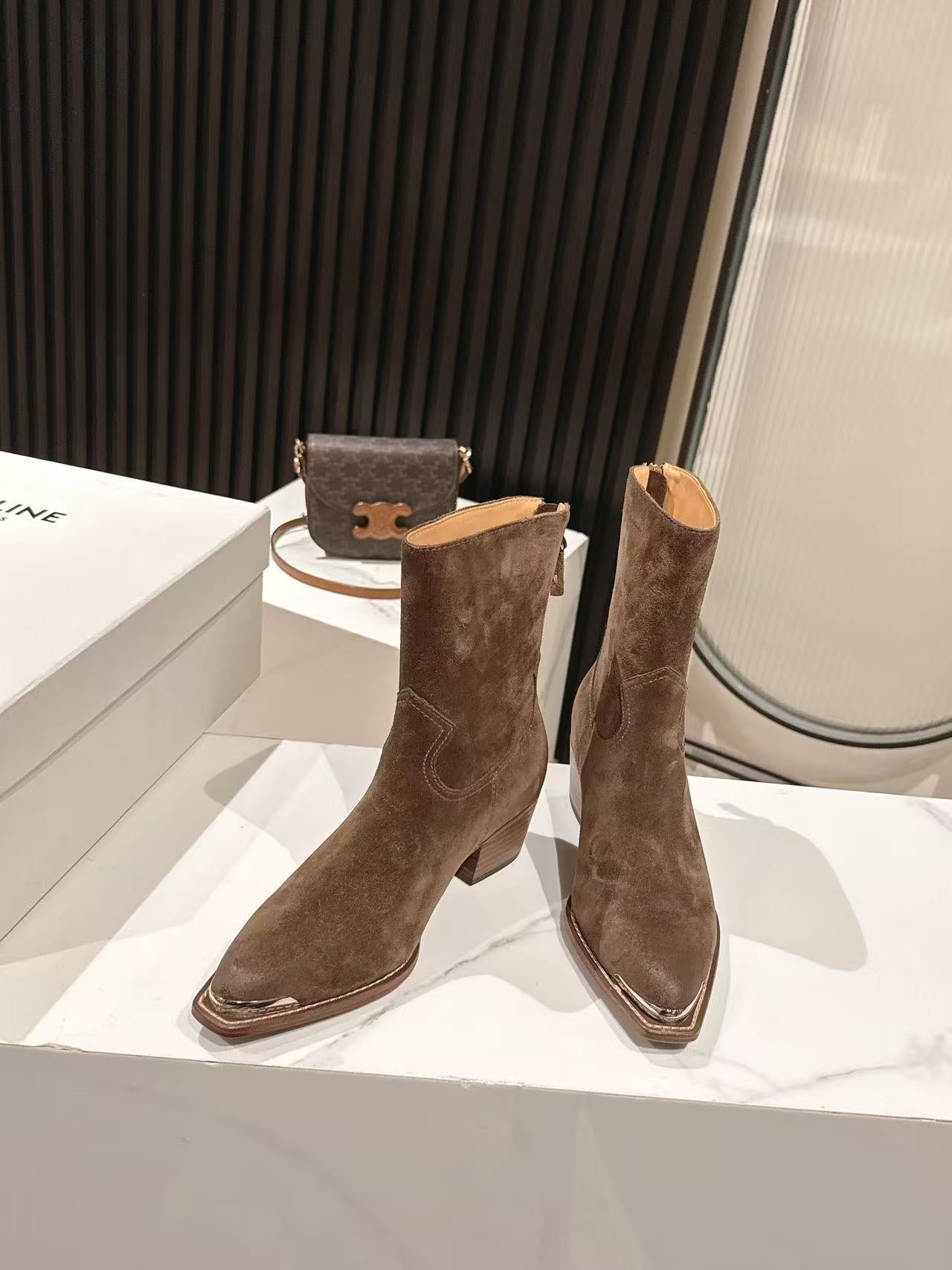 CELINE 25S CHELSEA BOOTS CLASSIC 45MM IN DARK BROWN SUEDE - 35