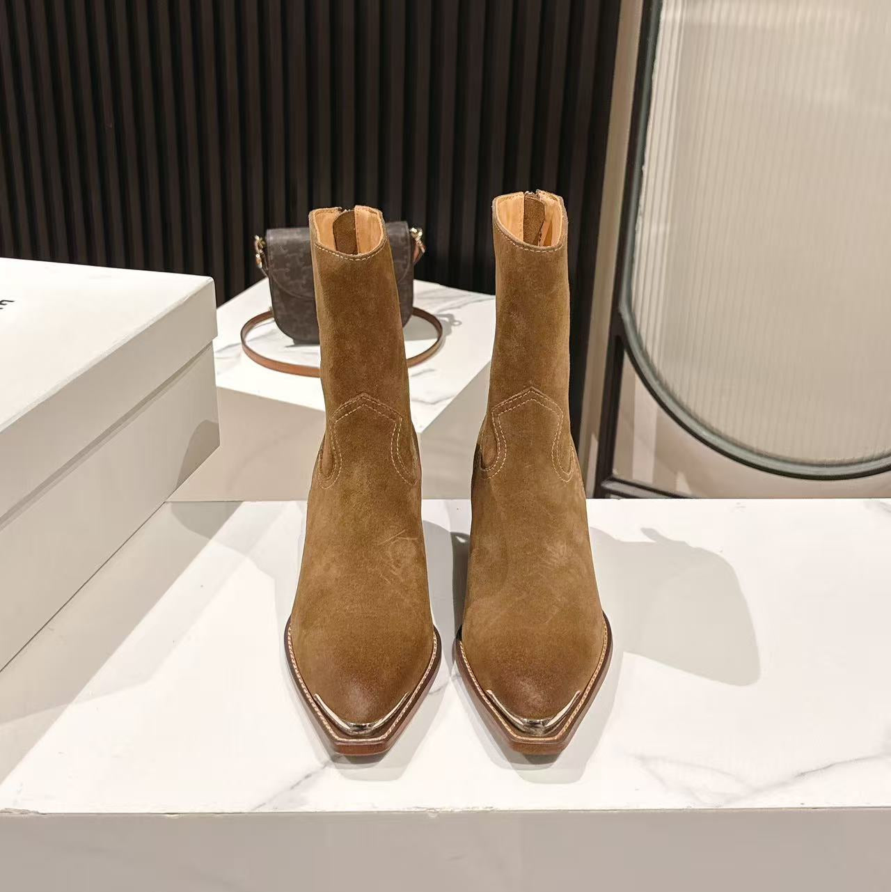 CELINE 25S CHELSEA BOOTS CLASSIC 45MM IN BROWN SUEDE - 35