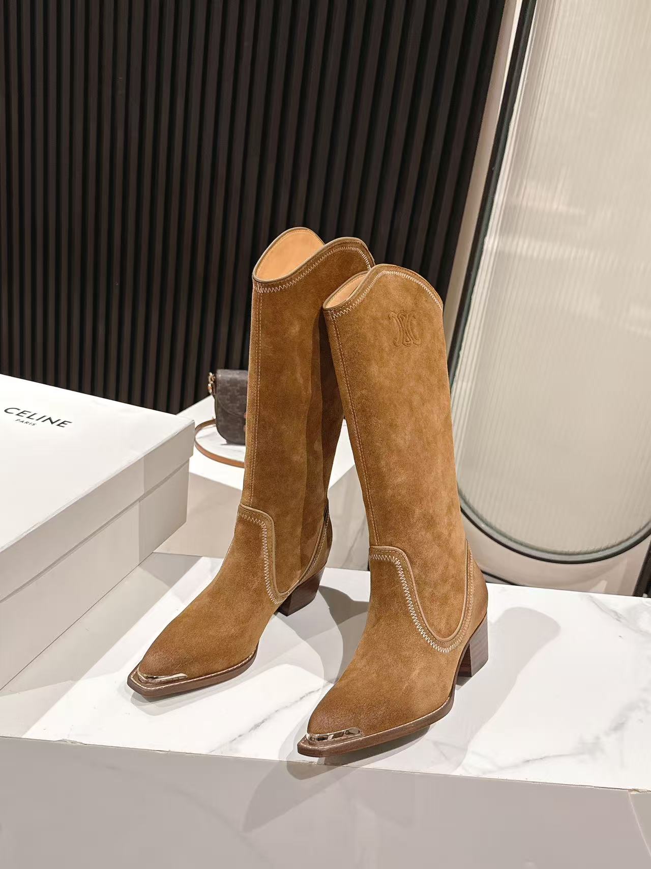 CELINE 25S HIGH BOOTS FOR FALL AND WINTER 45MM IN BROWN SUEDE - 35