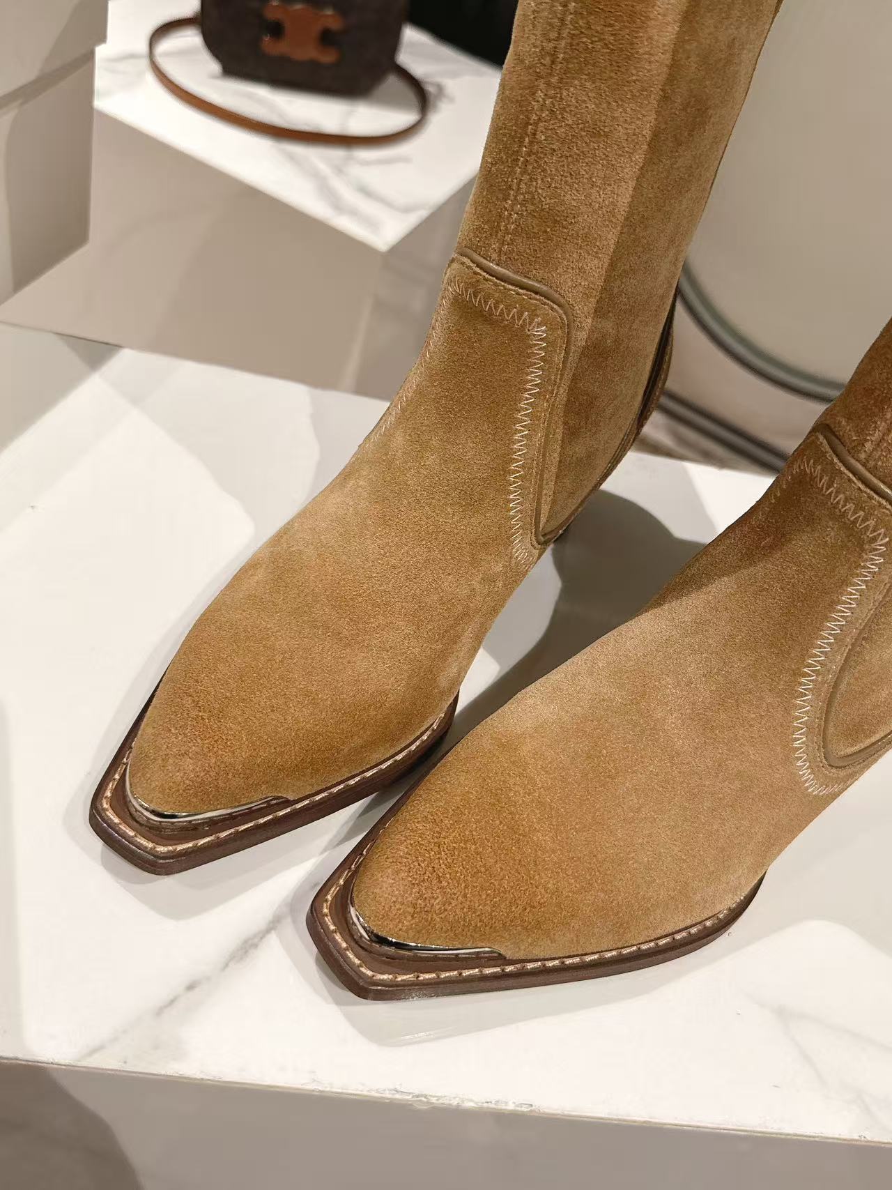 CELINE 25S HIGH BOOTS FOR FALL AND WINTER 45MM IN LIGHT BROWN SUEDE - 35