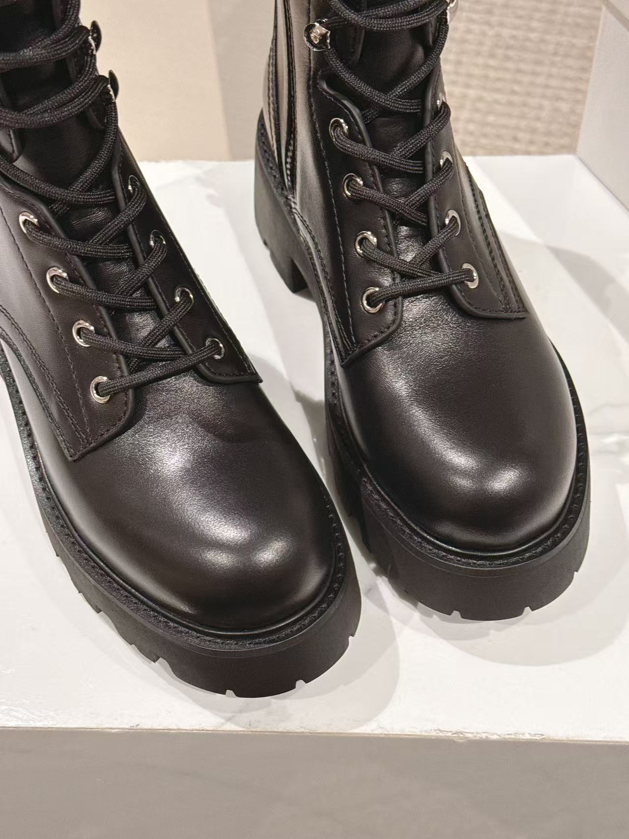 CELINE 25S HIGH HEELED LACE UP BOOTS 50MM IN BLACK CALFSKIN - 35