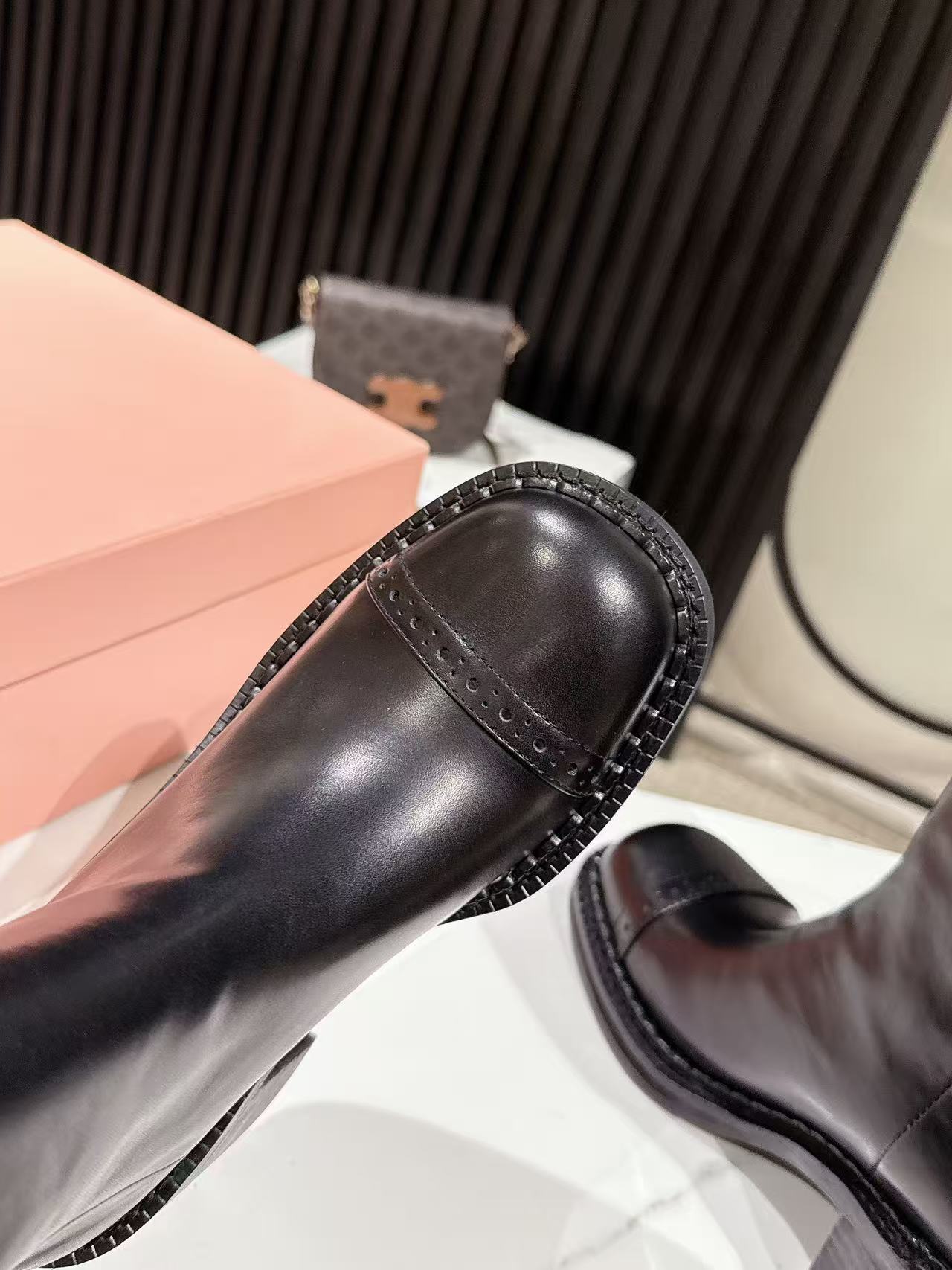 Черевики MIU MIU 26S на платформі, на високих підборах, 50 мм, з чорної глянцевої телячої шкіри