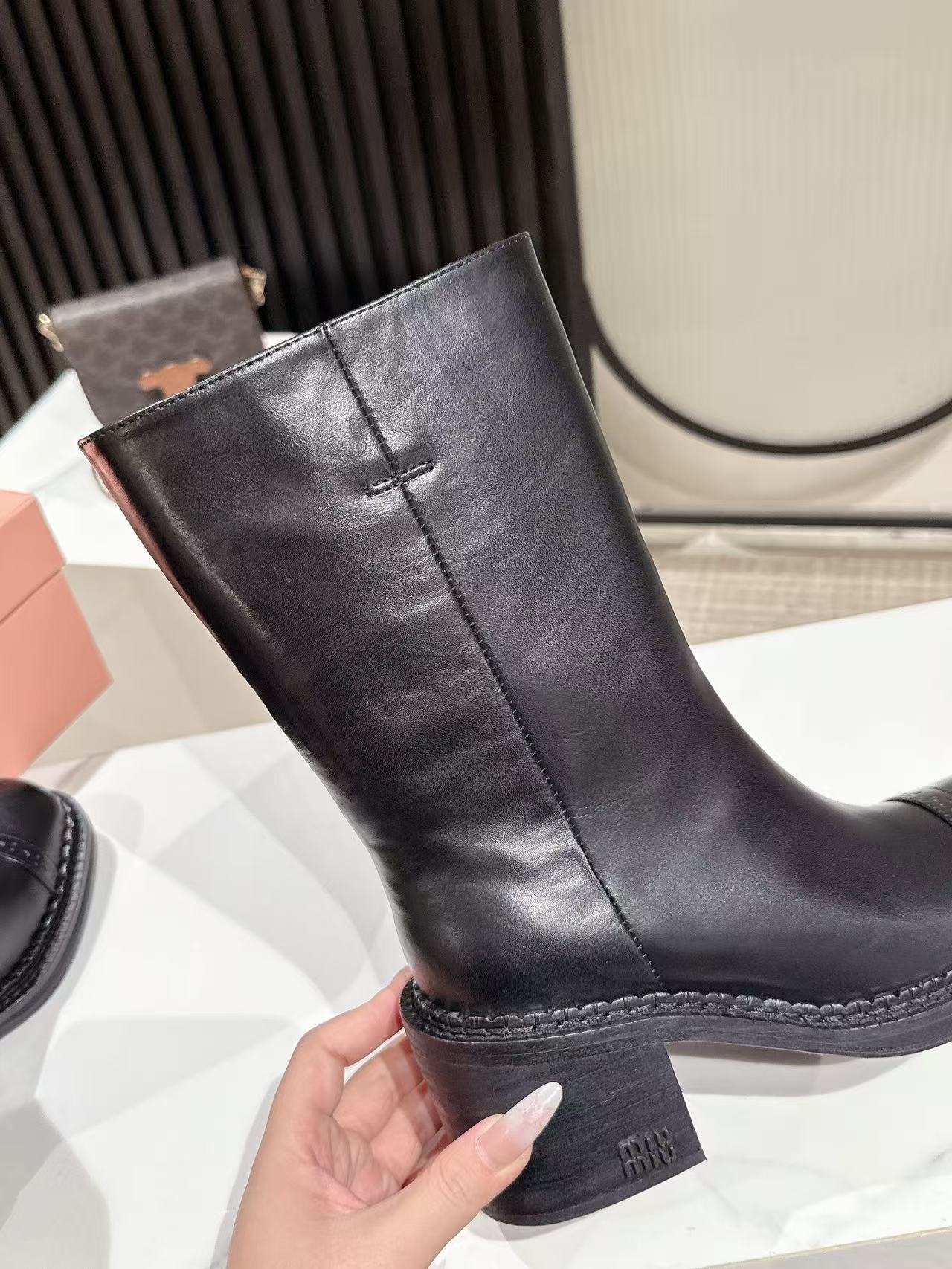 Черевики MIU MIU 26S на платформі, на високих підборах, 50 мм, з чорної глянцевої телячої шкіри