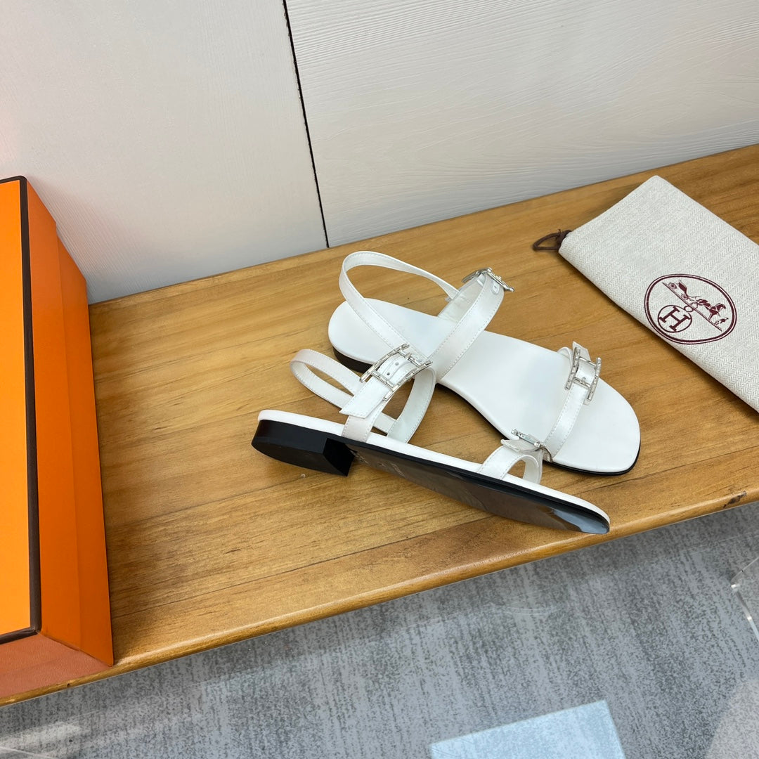 BUCKLE SANDAL WHITE CALFSKIN - 35