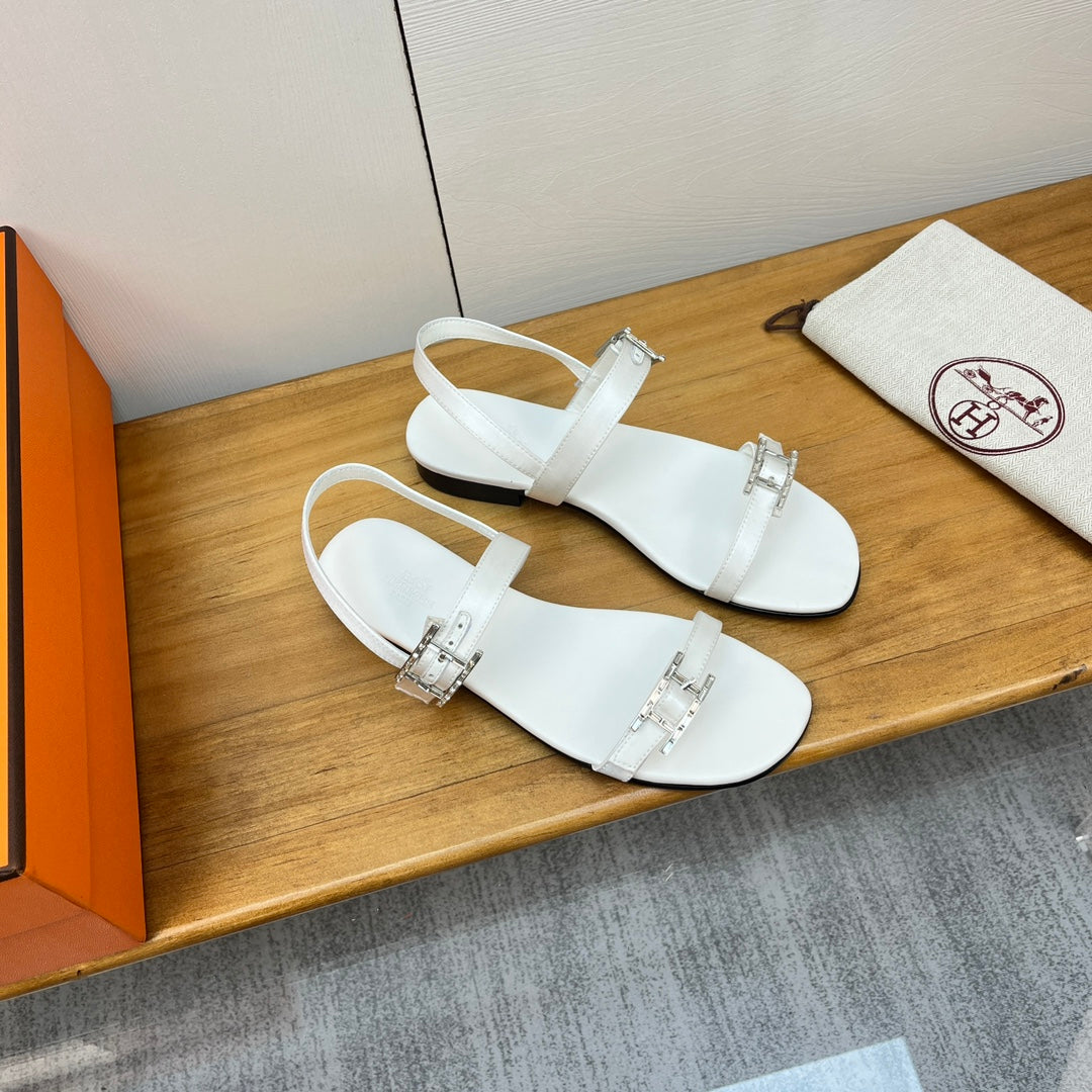 BUCKLE SANDAL WHITE CALFSKIN - 35