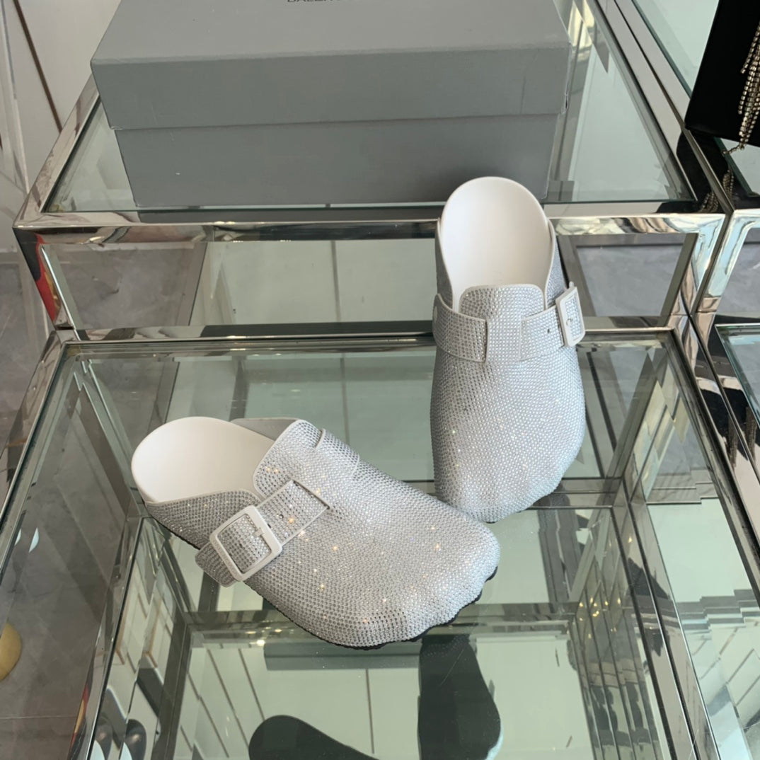BIRKENSTOCK CLOG ATTACHED RHINESTONES IN WHITE CALFSKIN - 36