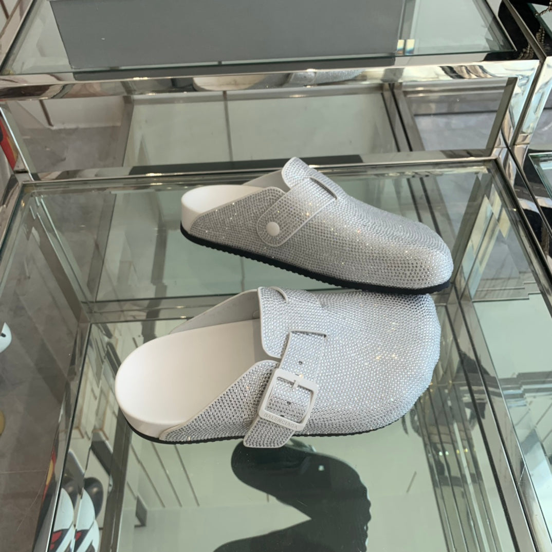 BIRKENSTOCK CLOG ATTACHED RHINESTONES IN WHITE CALFSKIN - 36