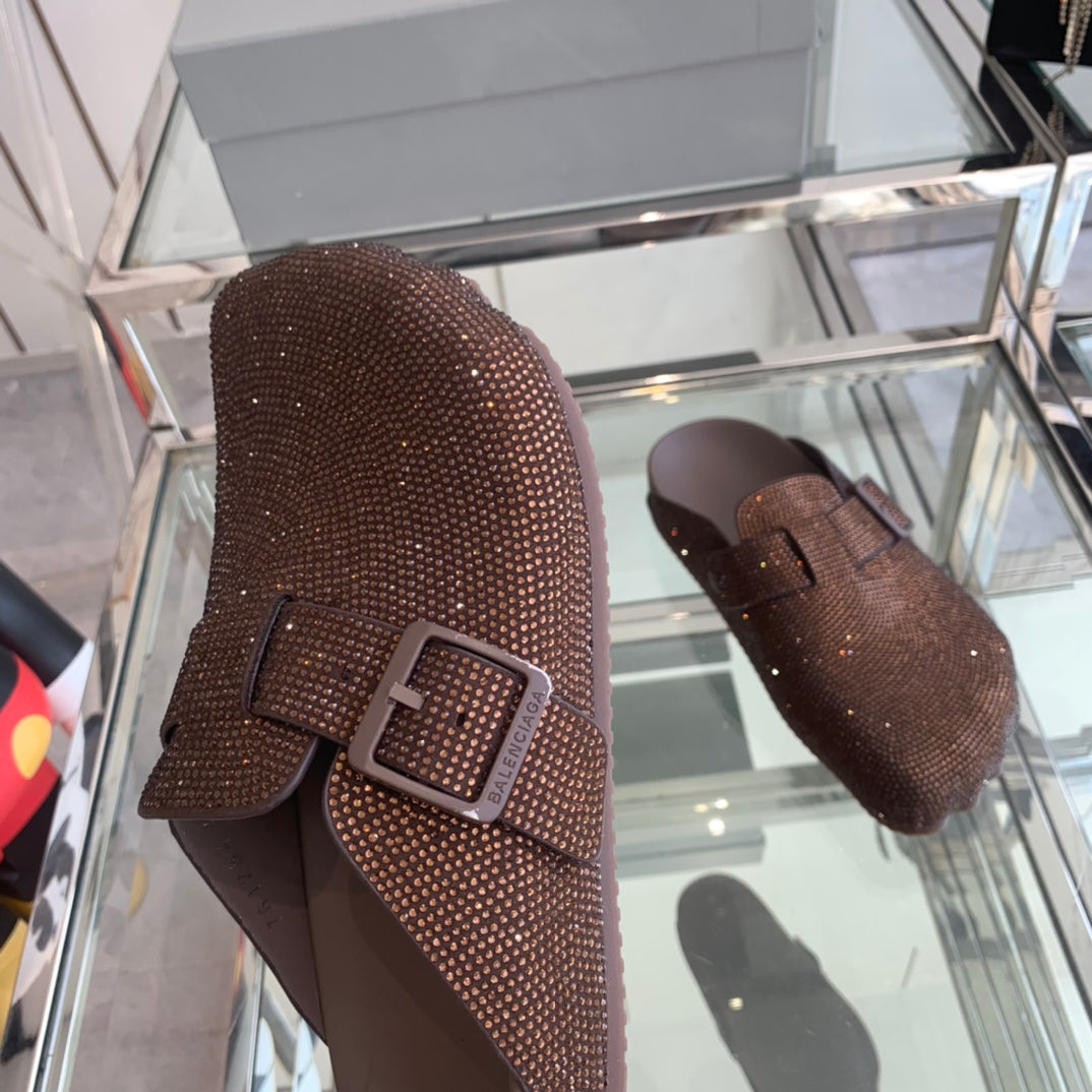 BIRKENSTOCK CLOG ATTACHED RHINESTONES IN BROWN CALFSKIN - 36