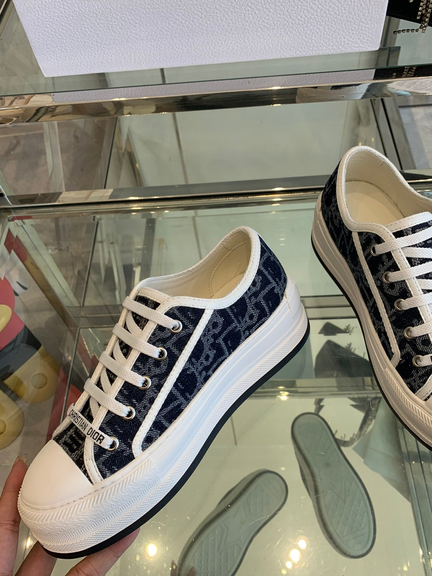 WALK'N PLATFORM SNEAKER IN IN NAVY BLUE EMBROIDERY ICONIC PATTERNS FABRIC - 35