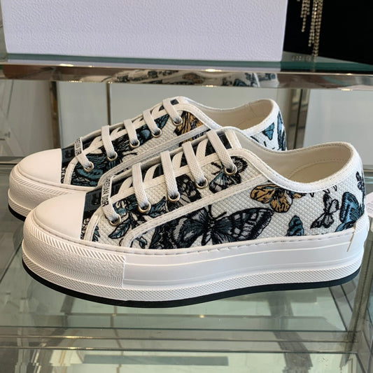 WALK'N PLATFORM SNEAKER IN COLORFUL EMBROIDERED FABRIC - 35