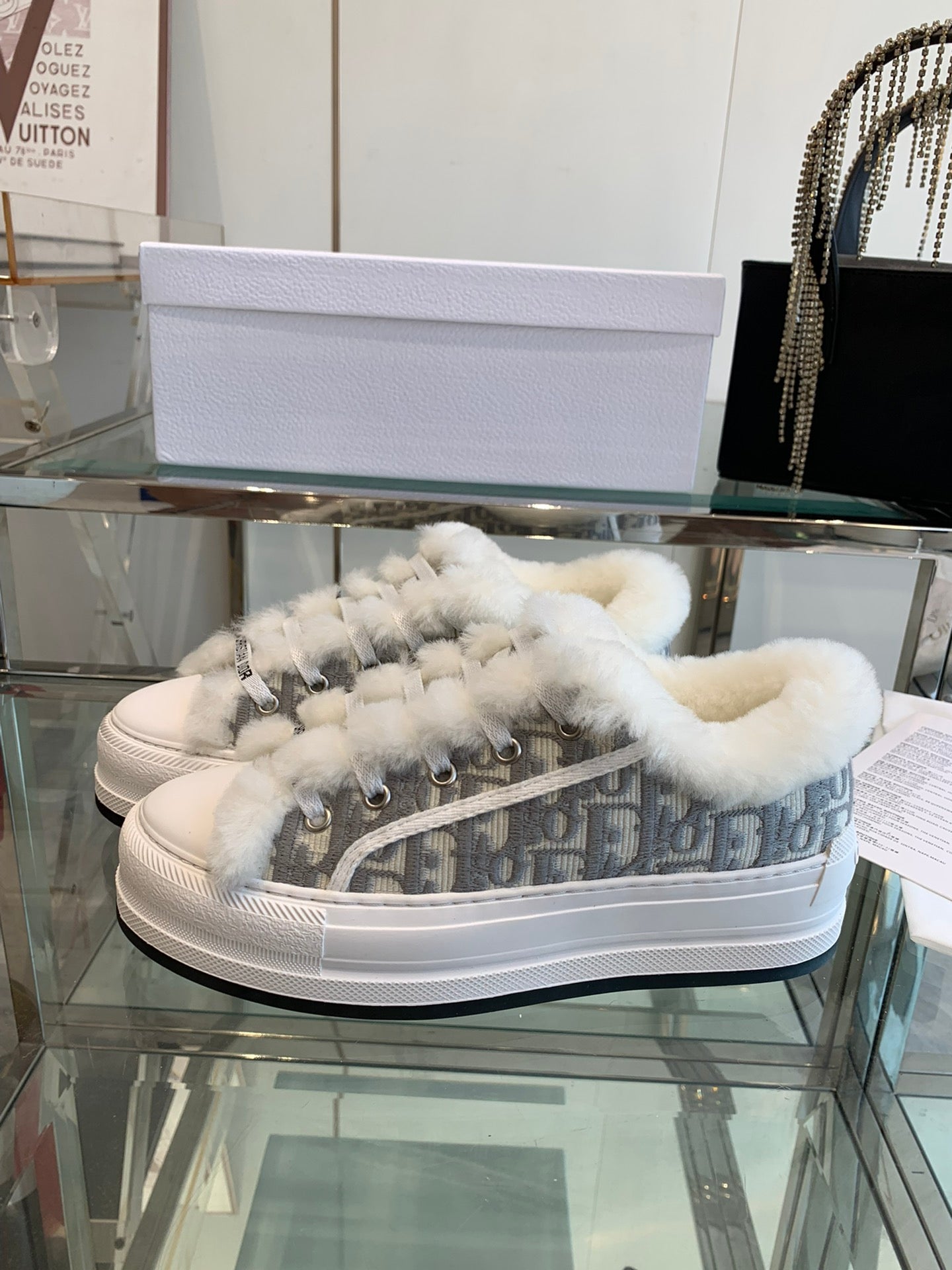 ALK'N PLATFORM SNEAKER PALE GRAY COTTON EMBROIDERED WITH OBLIQUE MOTIF AND WHITE SHEARLING - 35
