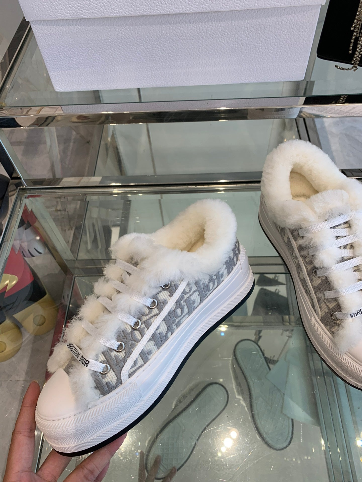 ALK'N PLATFORM SNEAKER PALE GRAY COTTON EMBROIDERED WITH OBLIQUE MOTIF AND WHITE SHEARLING - 35