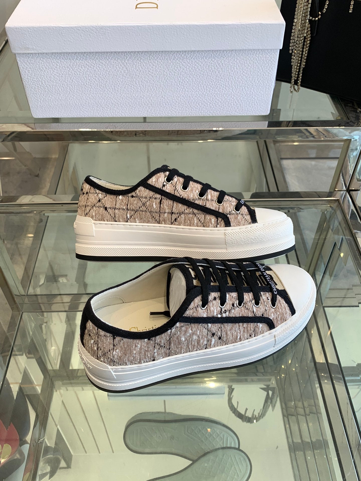 WALK'N PLATFORM SNEAKER BEIGE AND BLACK CANNAGE TWEED - 35
