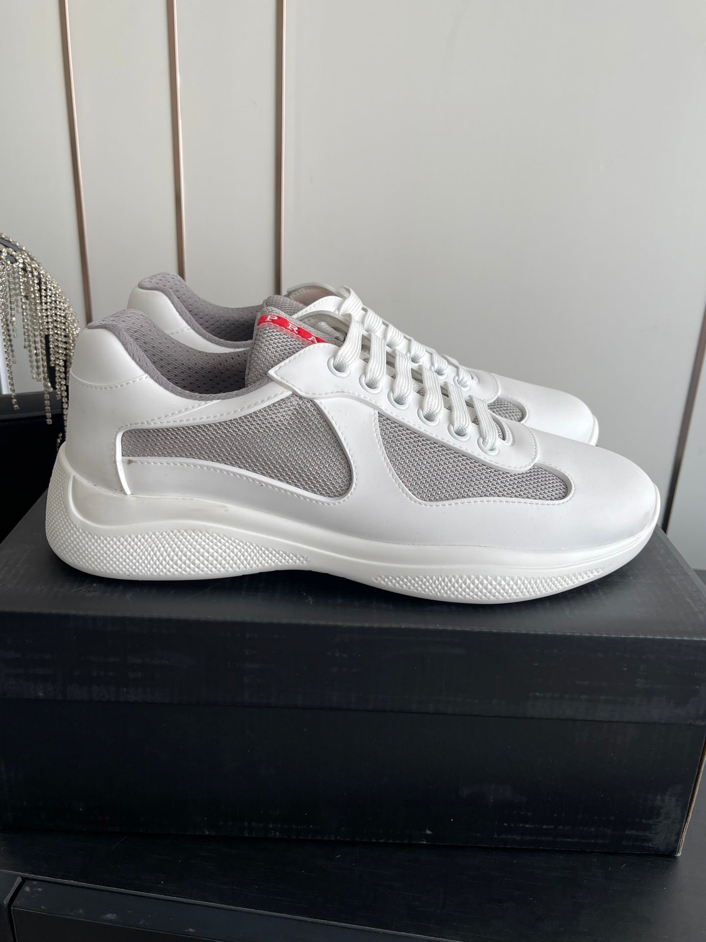 КРОСІВКИ PRADA 26S AMERICA CUP З БІЛОЇ М'ЯКОЇ ГУМИ ТА ВЕЛОСИПЕДНОЇ ТКАНИНИ
