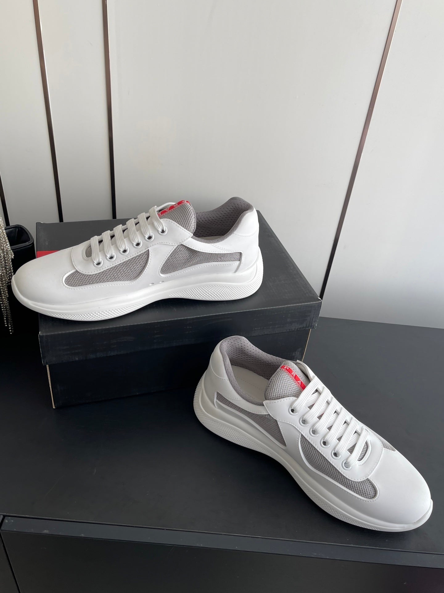 КРОСІВКИ PRADA 26S AMERICA CUP З БІЛОЇ М'ЯКОЇ ГУМИ ТА ВЕЛОСИПЕДНОЇ ТКАНИНИ