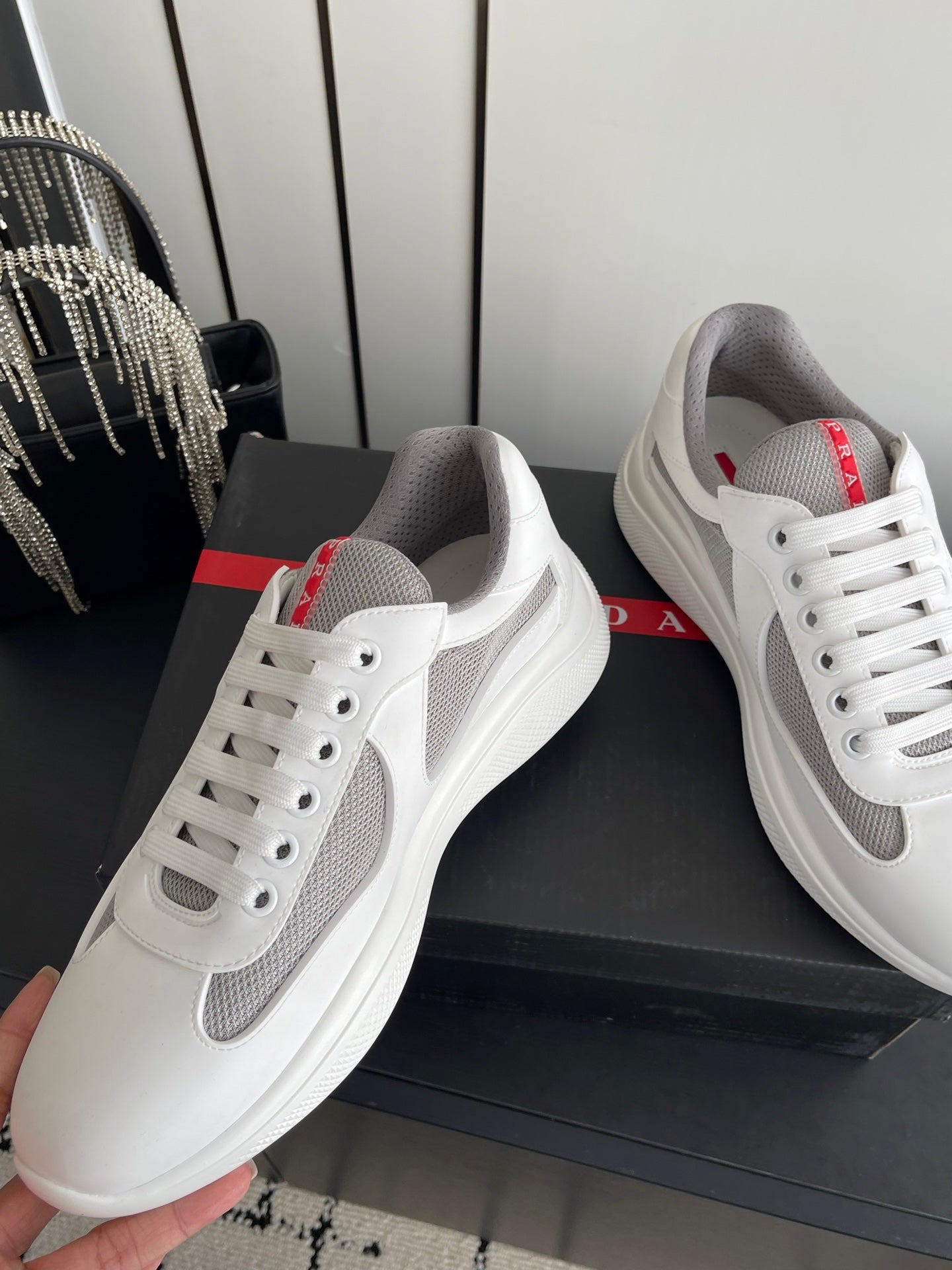 КРОСІВКИ PRADA 26S AMERICA CUP З БІЛОЇ М'ЯКОЇ ГУМИ ТА ВЕЛОСИПЕДНОЇ ТКАНИНИ
