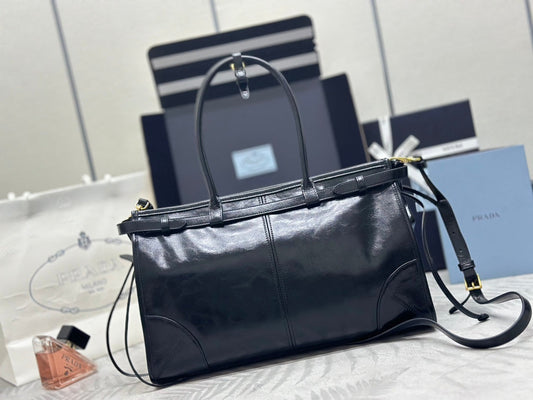 ВЕЛИКА СУМКА PRADA 25S BONNIE, 38, ЧОРНА ГЛЯНЦЕВА ТЕЛЯЧА ШКІРА, ЗОЛОТА ФУРНІТУРА