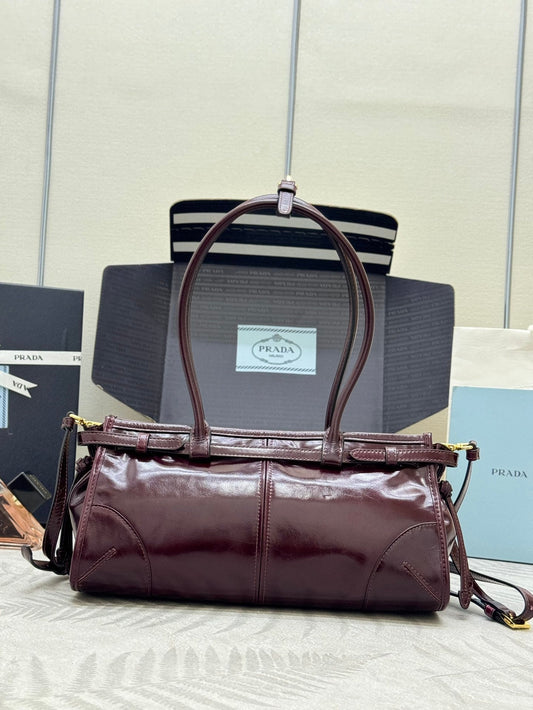 PRADA 25S BONNIE СЕРЕДНЯ СУМКА 32 З БОРДОВОЇ ГЛЯНЦЕВОЇ ТЕЛЯЧОЇ ШКІРИ