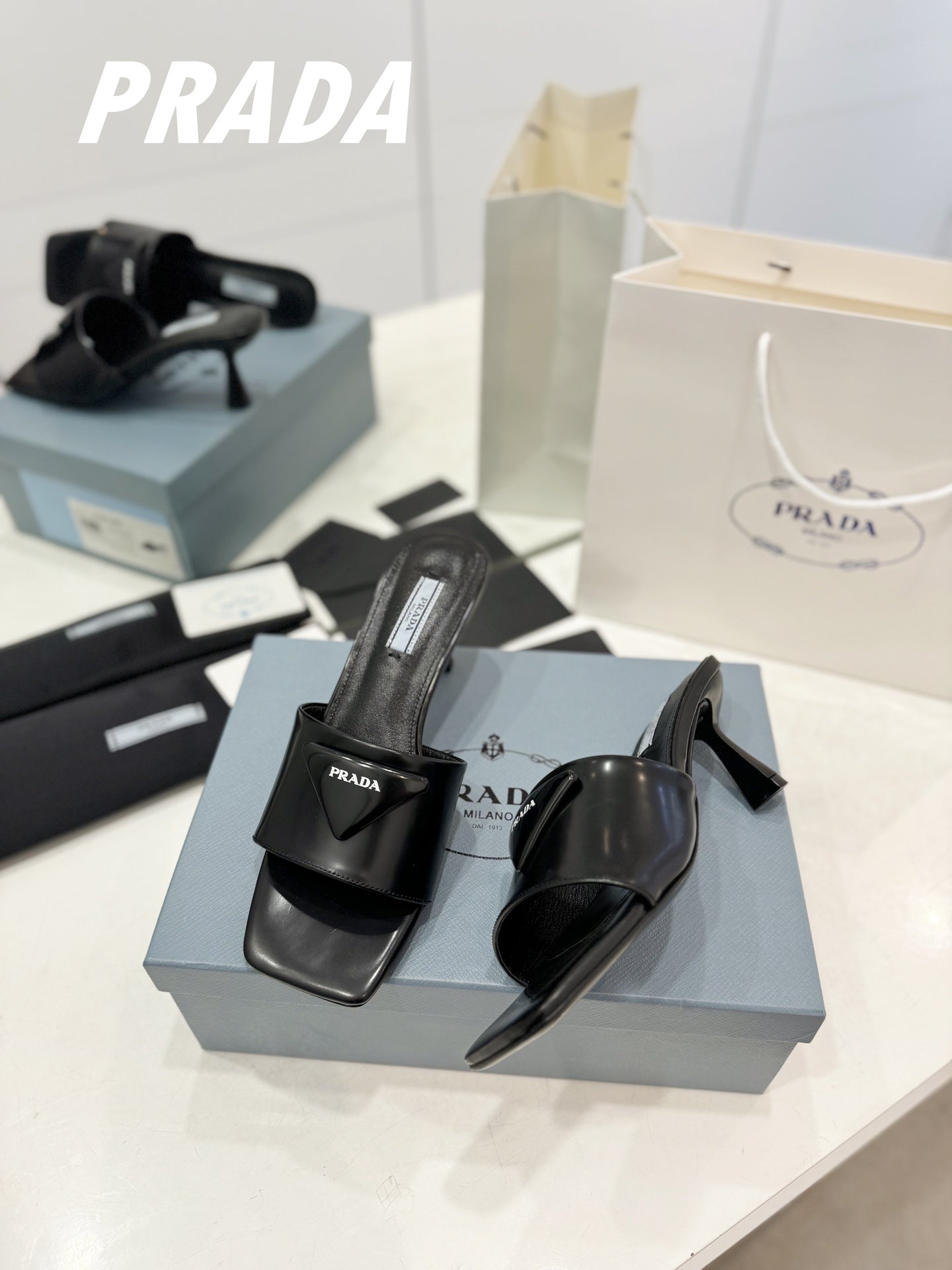 PRA BRUSHED LEATHER HEELED SLIDES BLACK - 34