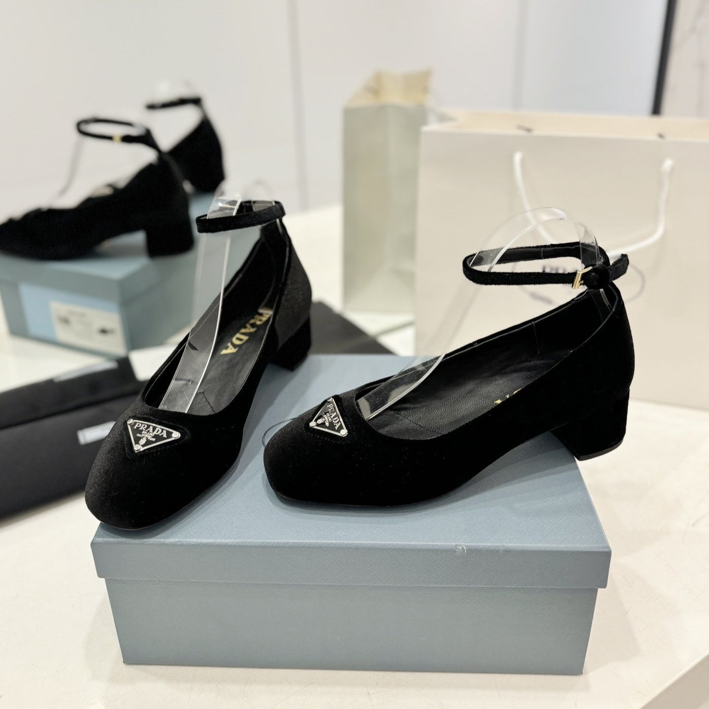 PRA NAPPA MARY JANE PUMPS BLACK SATIN - 35