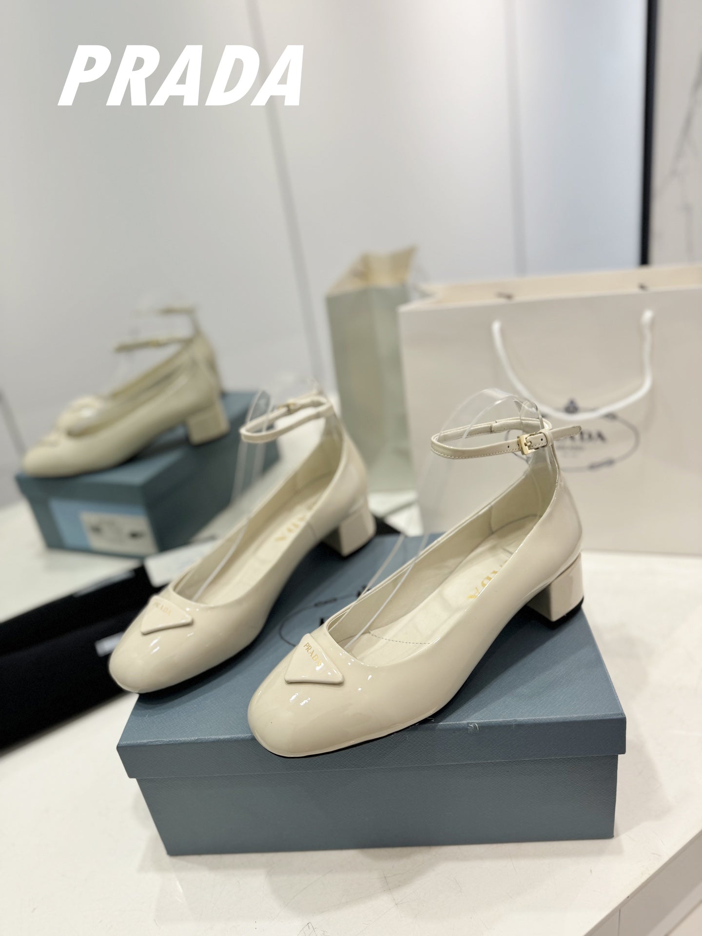 Pra Ballerina Pumps 40 White Patent Calfskin - 35