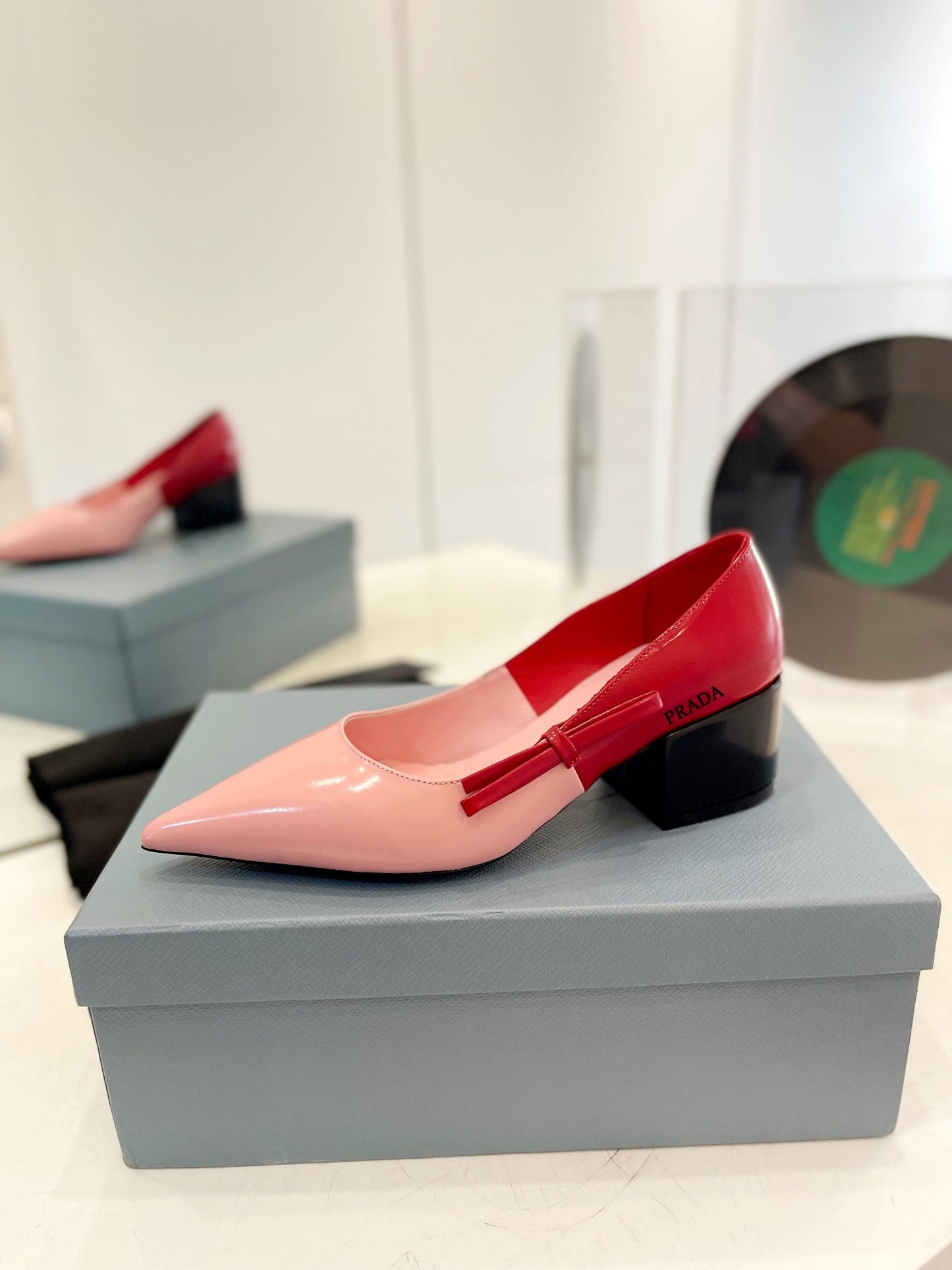 PRA MID - HEELS RED AND LIGHT PINK LAMBSKIN WITH BOW - 34