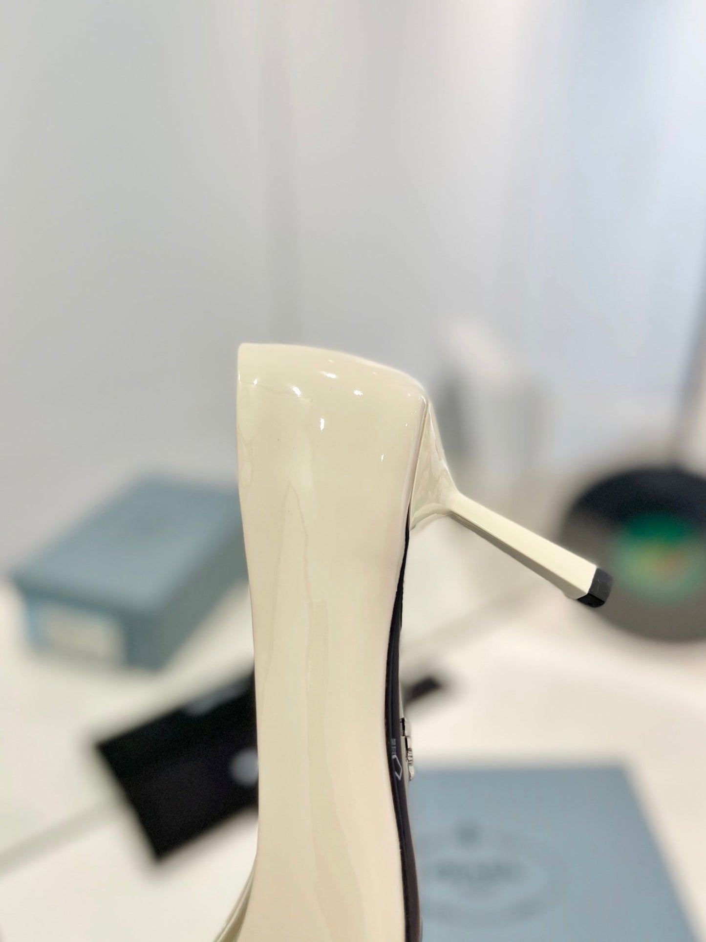Pra Pumps 75 White Patent Leather - 35