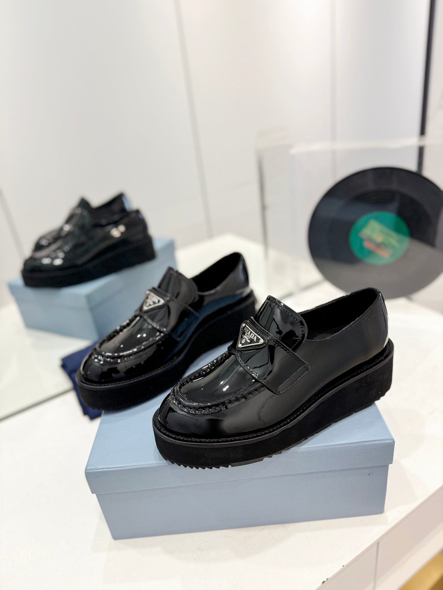 PRA BRUSHED LOAFERS GLOSSY BLACK LAMBSKIN - 35