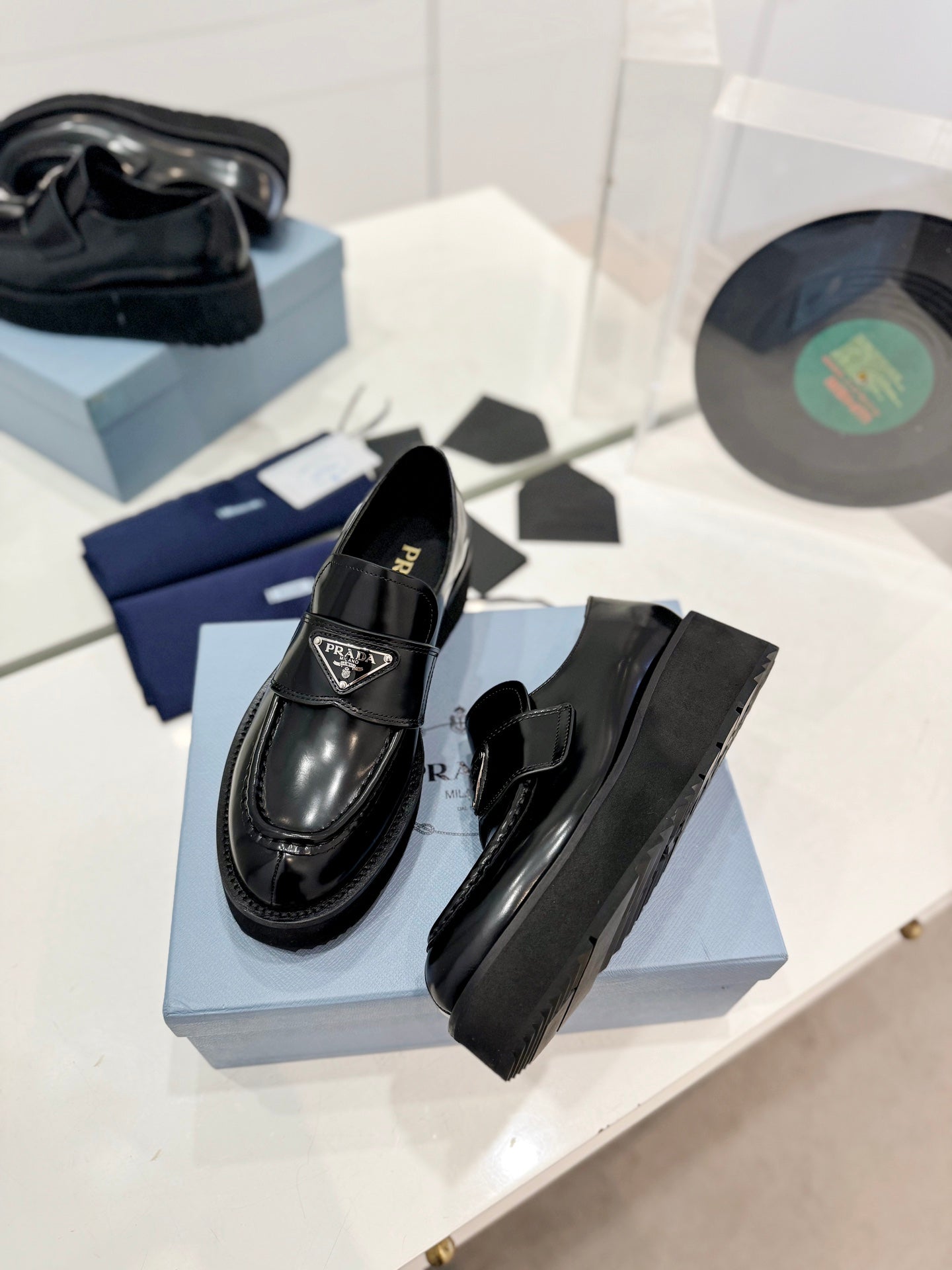 PRA BRUSHED LOAFERS BLACK LAMBSKIN - 35