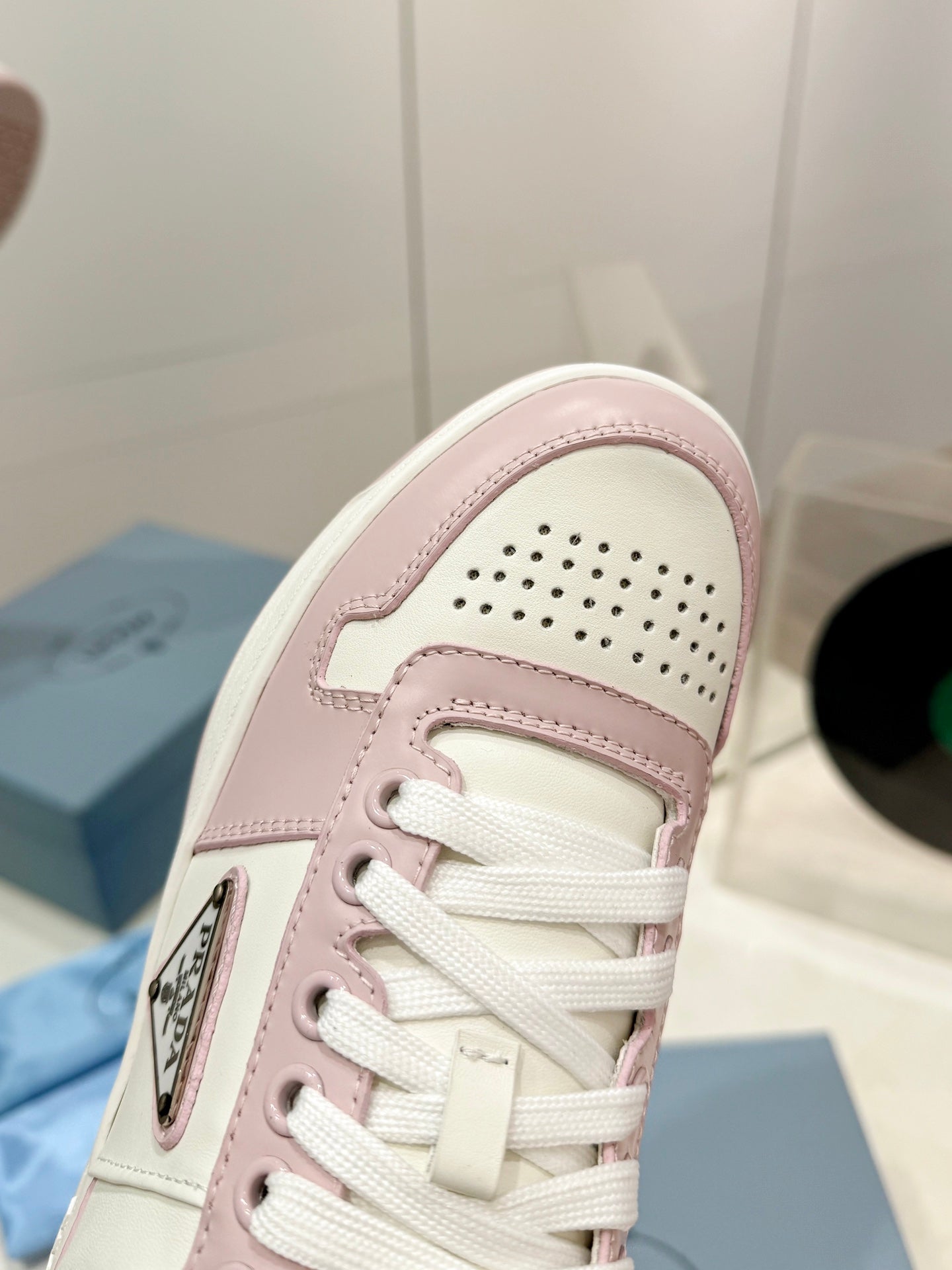 PRA DOWNTOWN PERFORATED SNEAKERS WHITE AND BLUSH CALFSKIN - 35