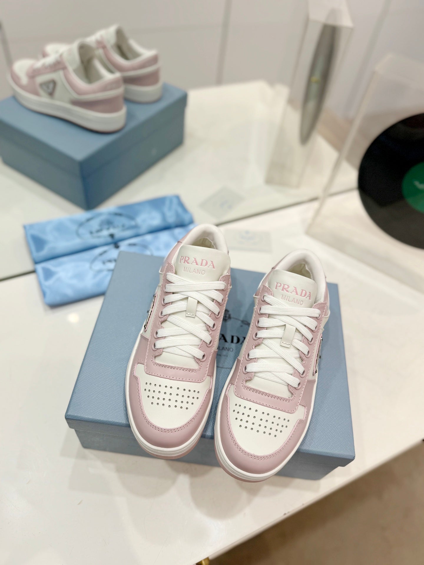 PRA DOWNTOWN PERFORATED SNEAKERS WHITE AND BLUSH CALFSKIN - 35