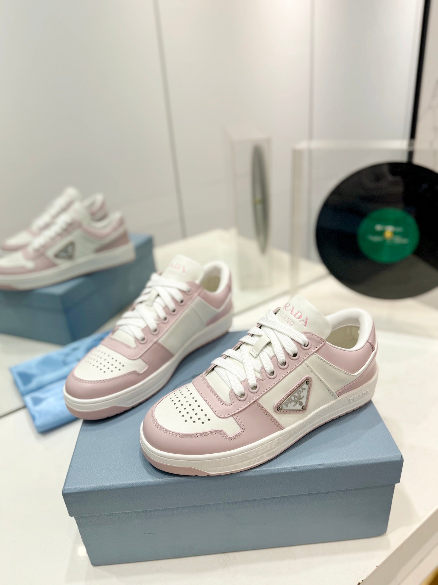 PRA DOWNTOWN PERFORATED SNEAKERS WHITE AND BLUSH CALFSKIN - 35