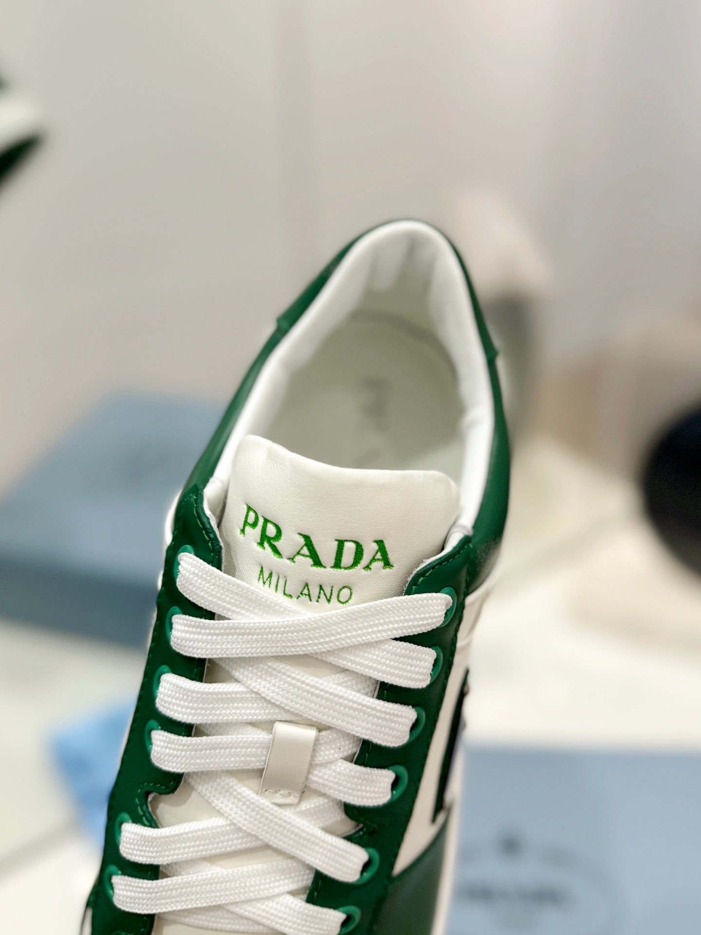 PRA DOWNTOWN PERFORATED SNEAKERS WHITE AND GREEN CALFSKIN - 35