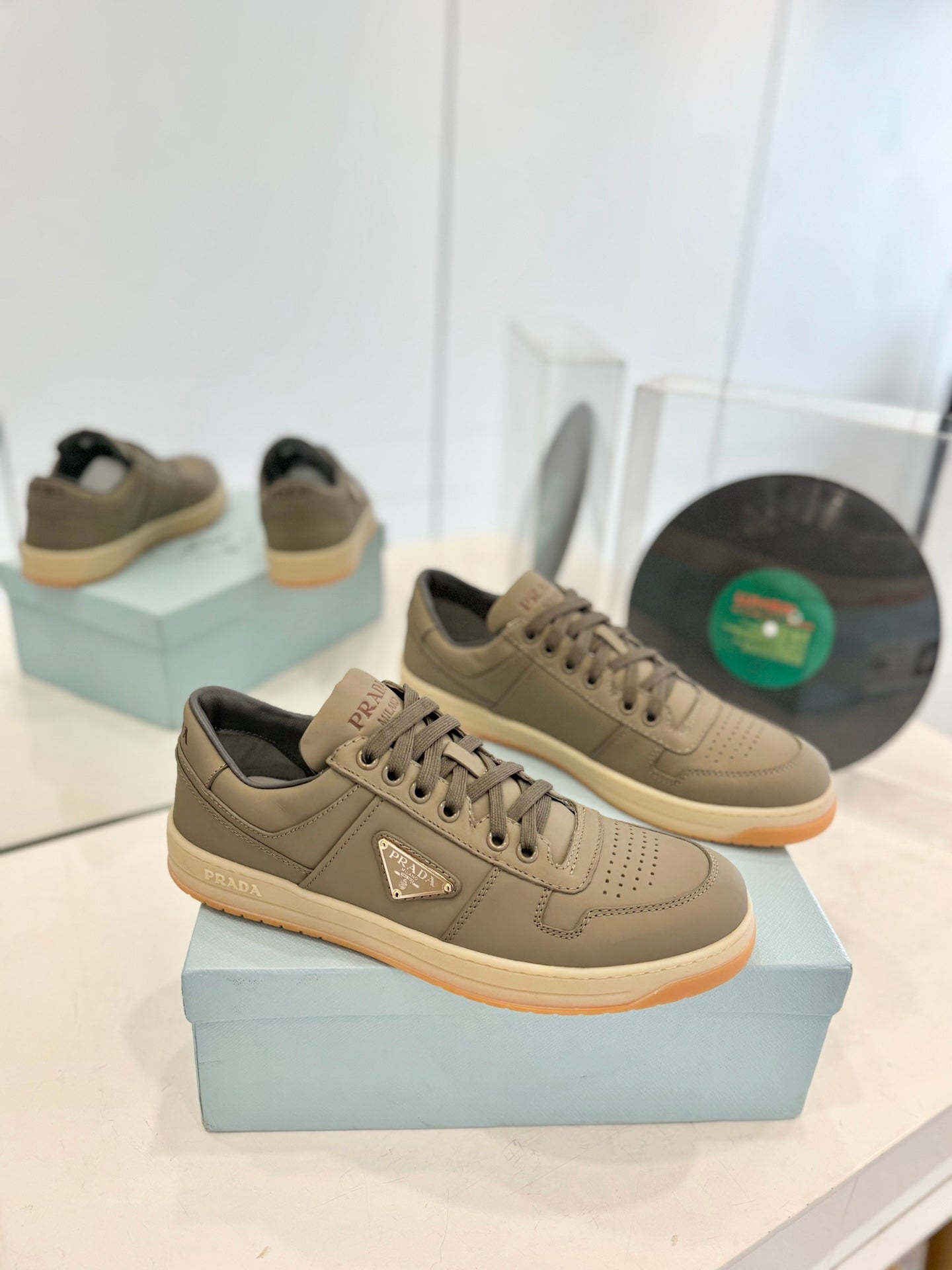 PRA DOWNTOWN PERFORATED SNEAKERS OLIVE CALFSKIN - 35