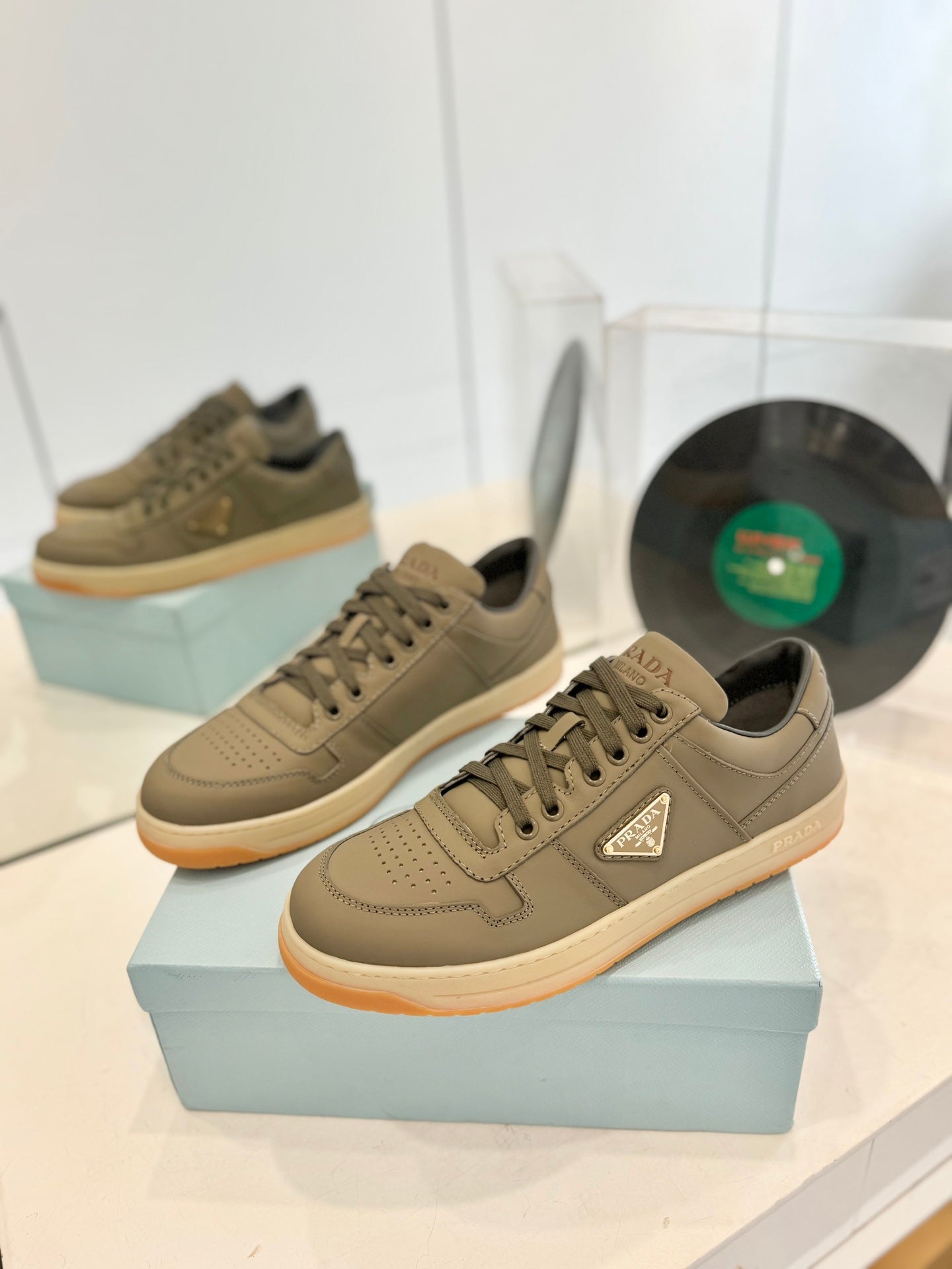 PRA DOWNTOWN PERFORATED SNEAKERS OLIVE CALFSKIN - 35