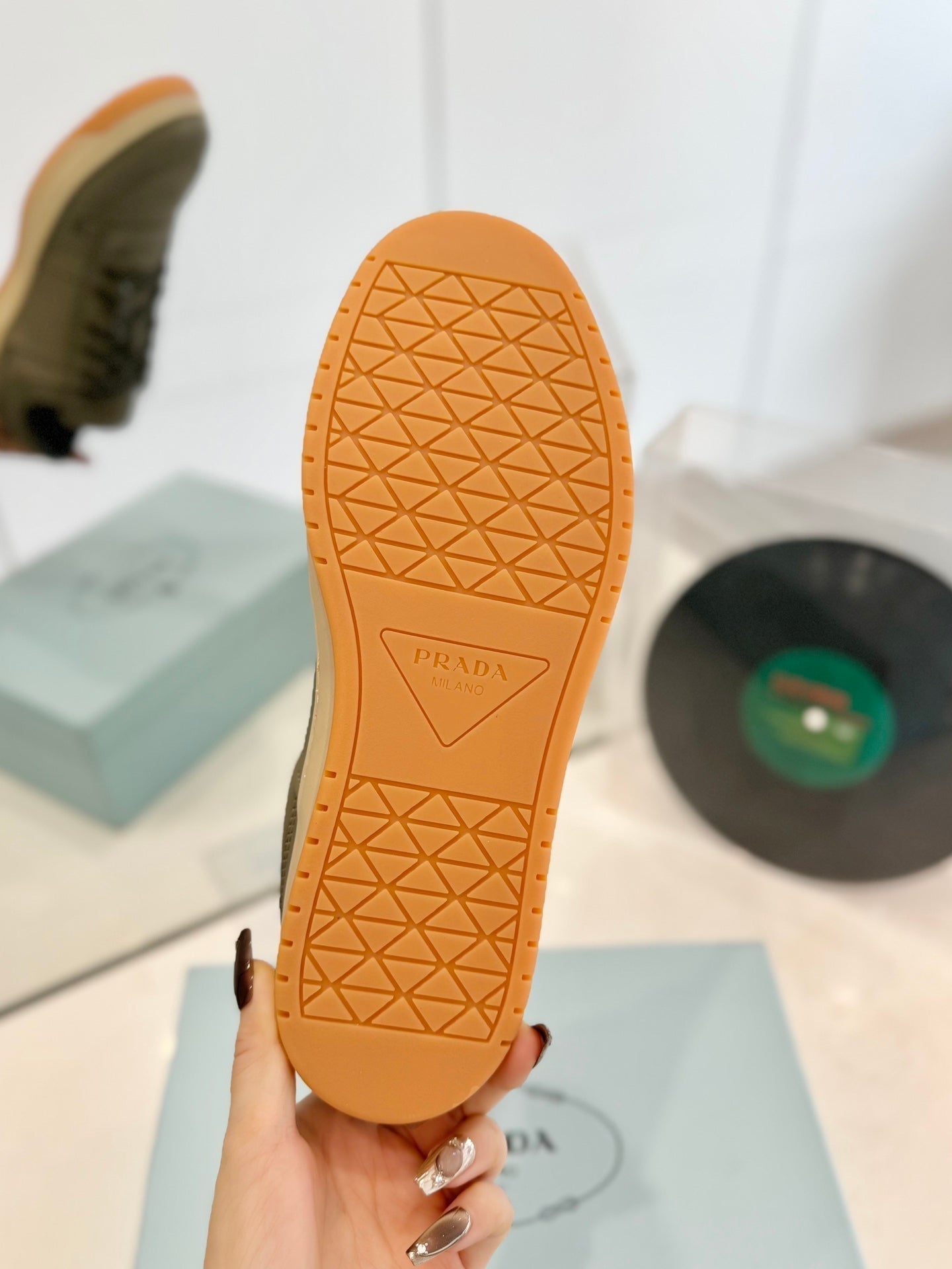 PRA DOWNTOWN PERFORATED SNEAKERS OLIVE CALFSKIN - 35