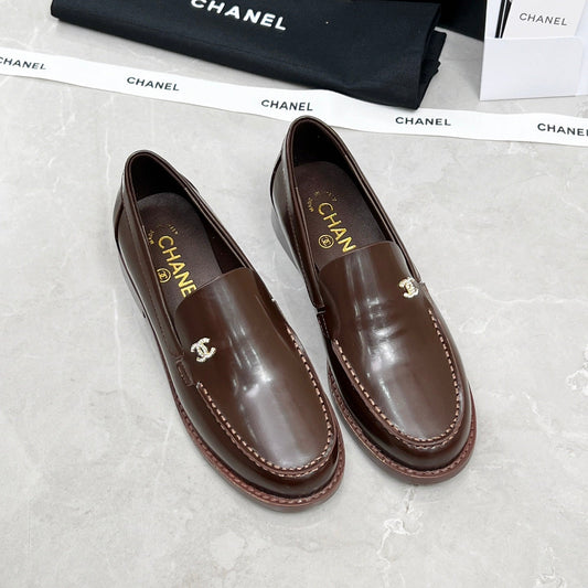 CC MOCCASINS IN BROWN CALFSKIN - 35