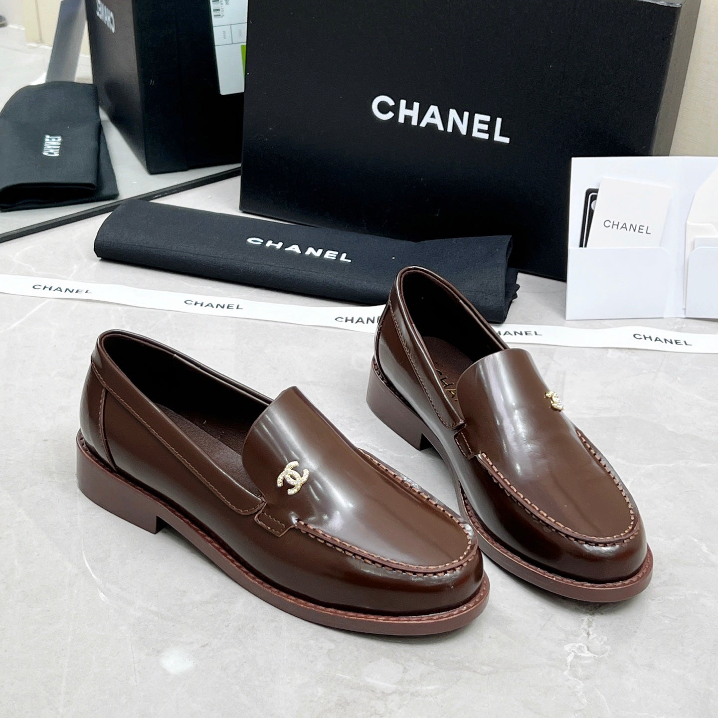 CC MOCCASINS IN BROWN CALFSKIN - 35